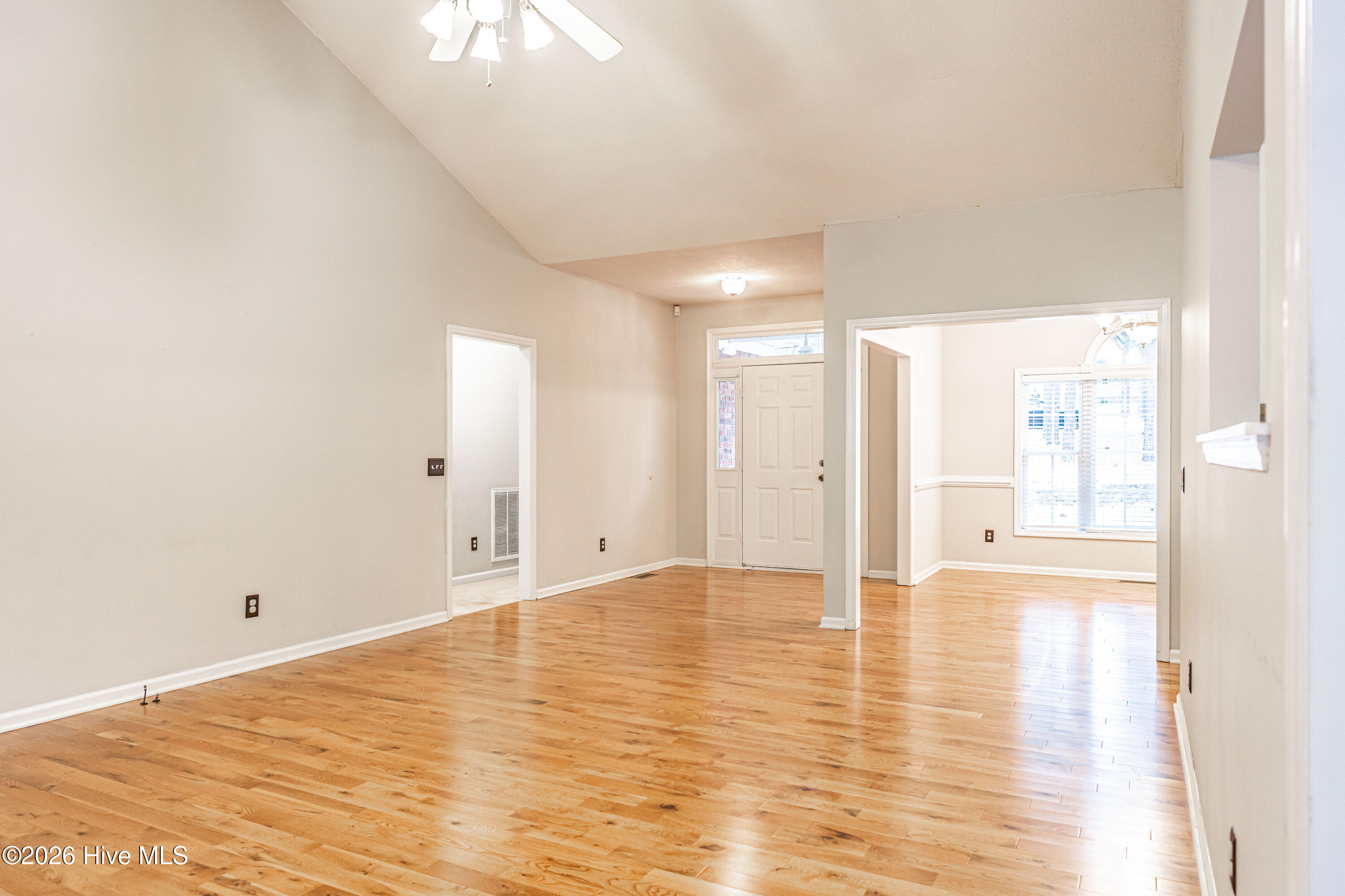 1110 Devonshire Trail