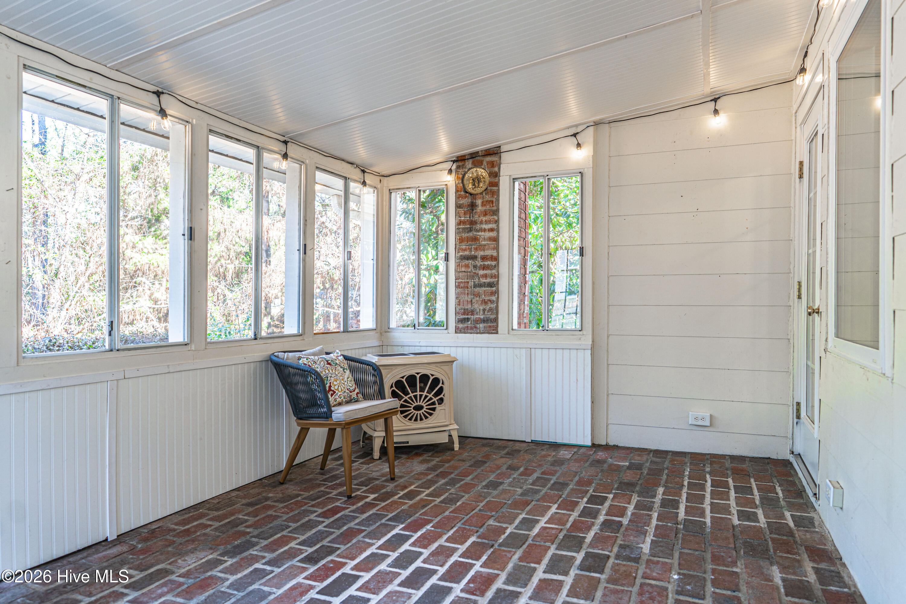 435 W Baltimore Avenue