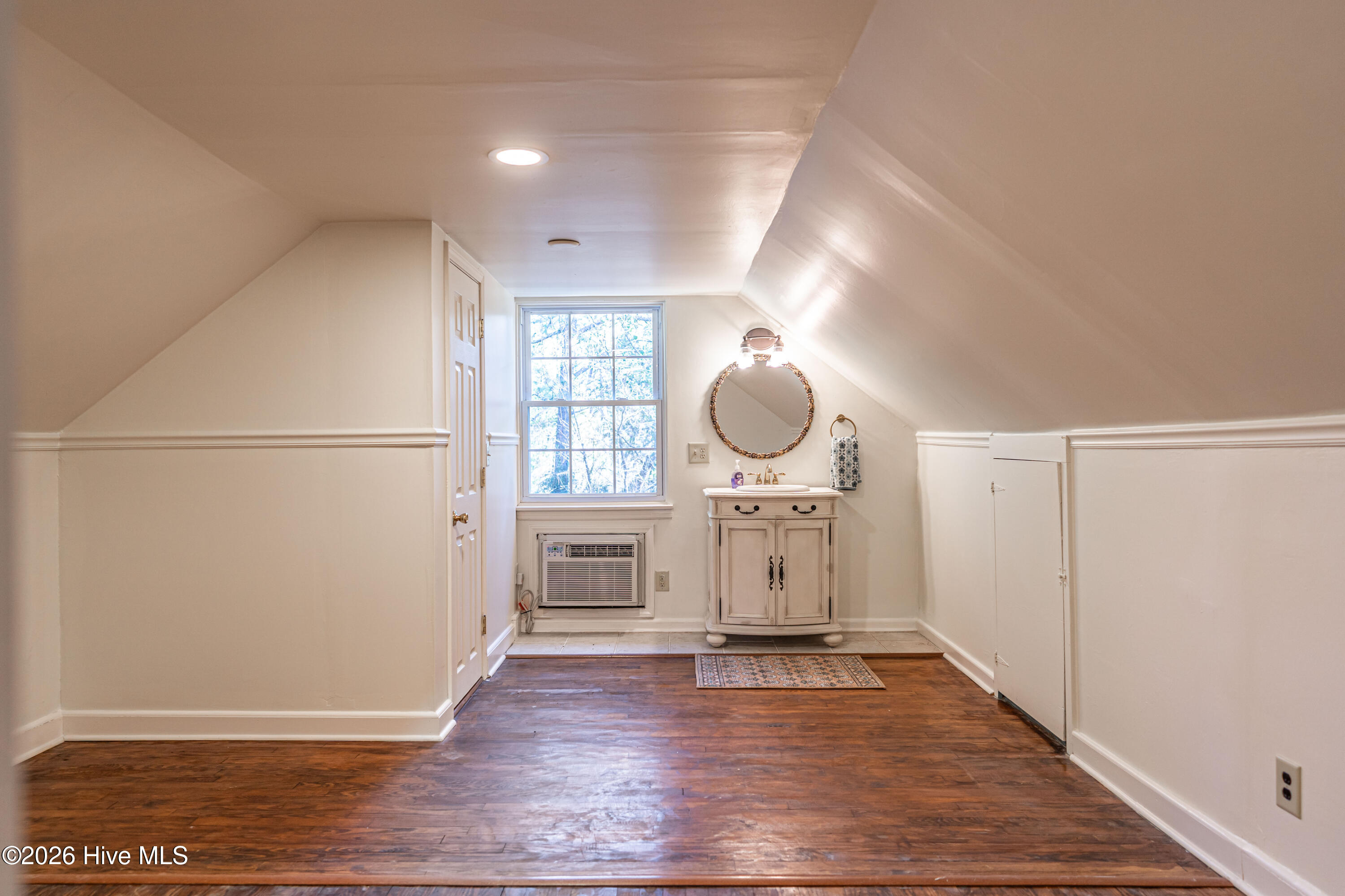 435 W Baltimore Avenue