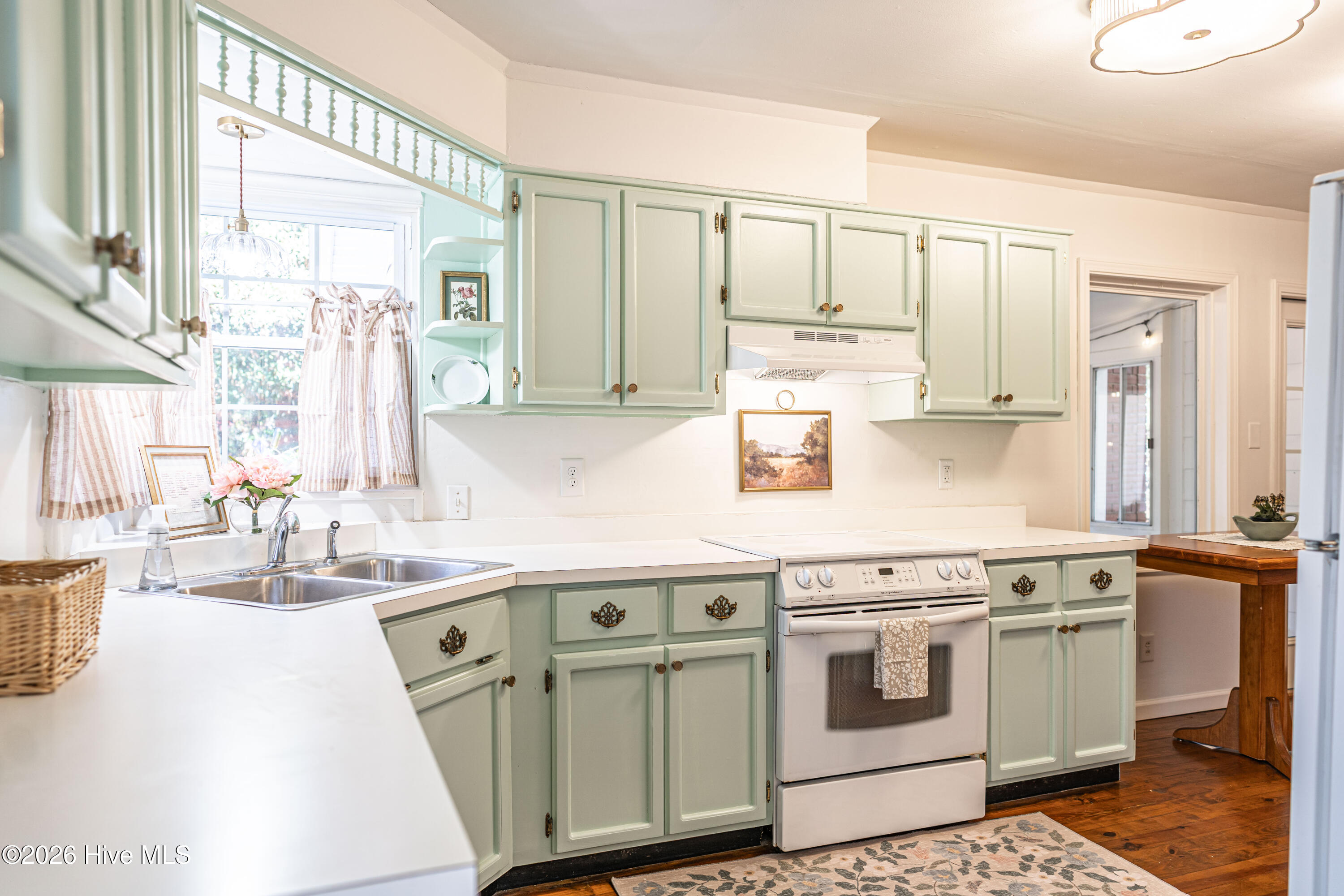 435 W Baltimore Avenue