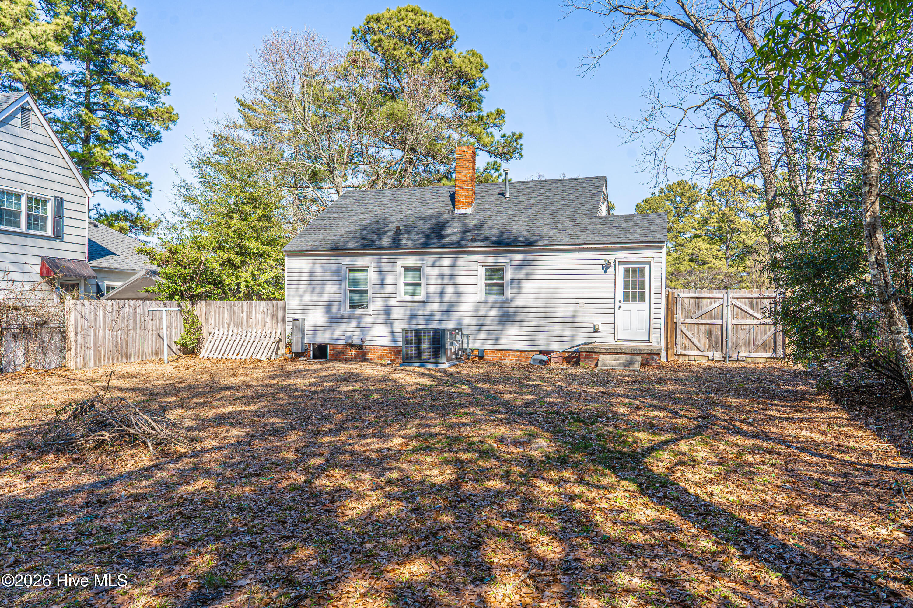 1011 Anarine Road