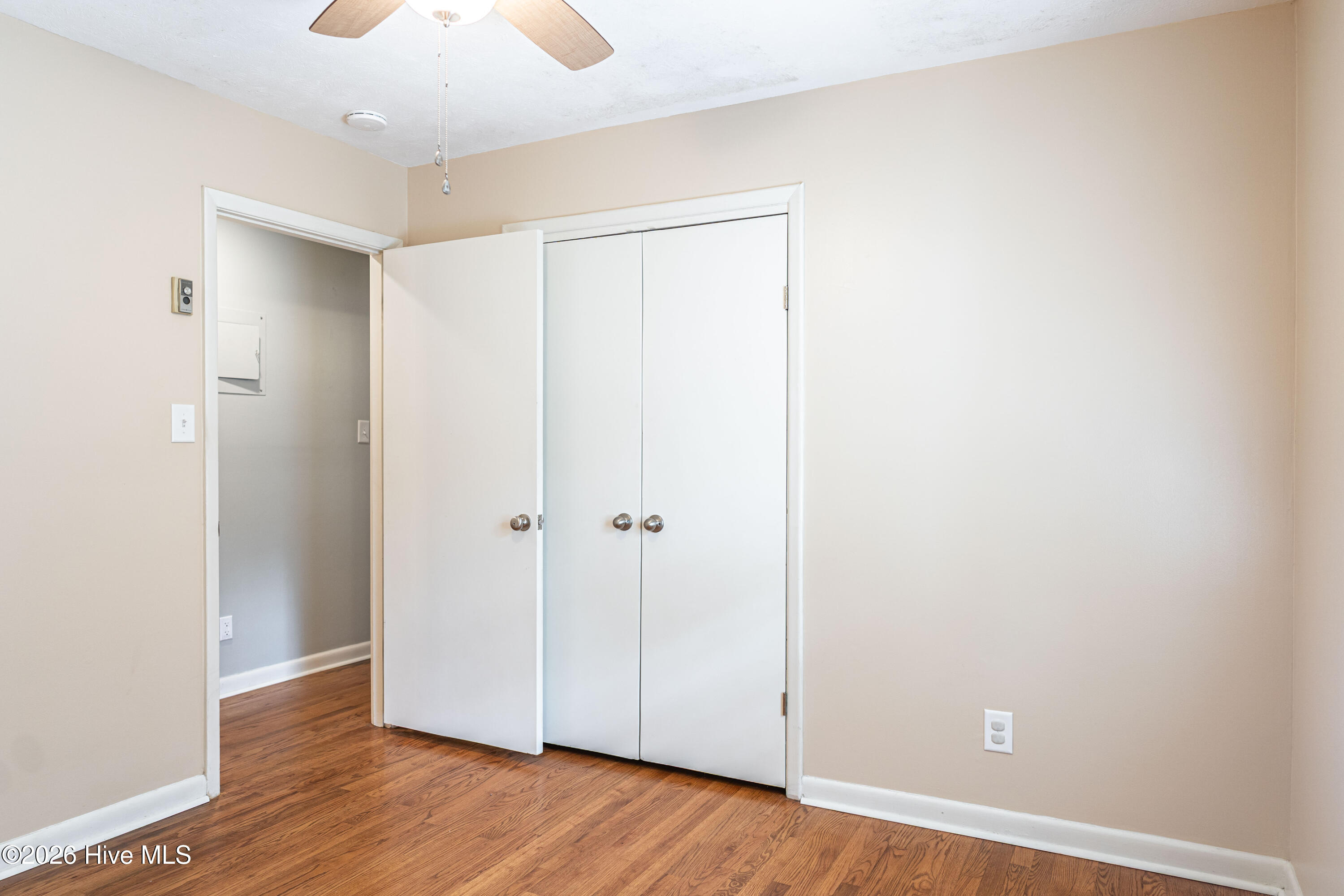 160 W Delaware Avenue