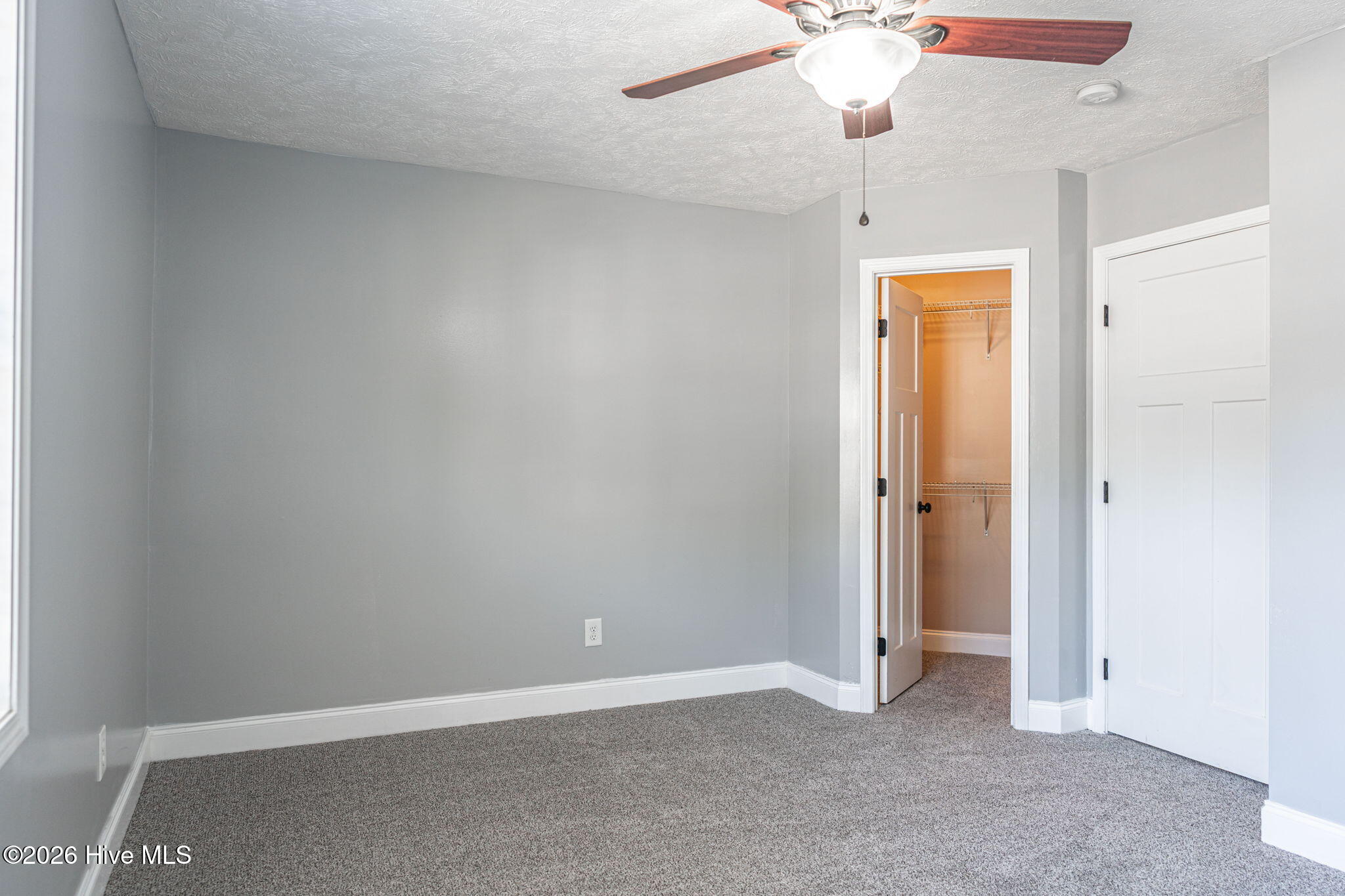 101 Lightwater Court