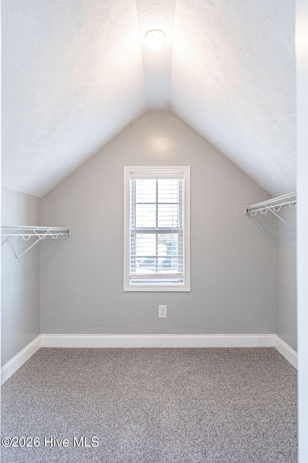 101 Lightwater Court