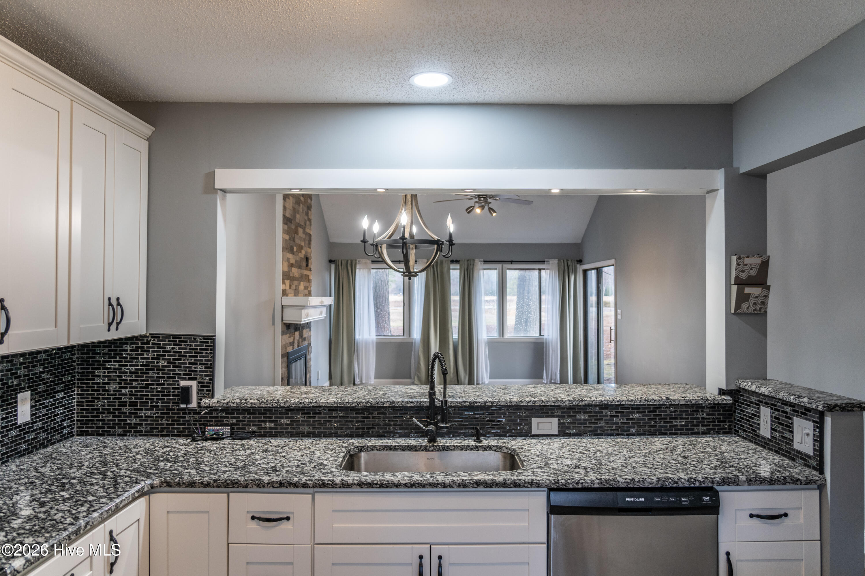 109 Mallard Cove