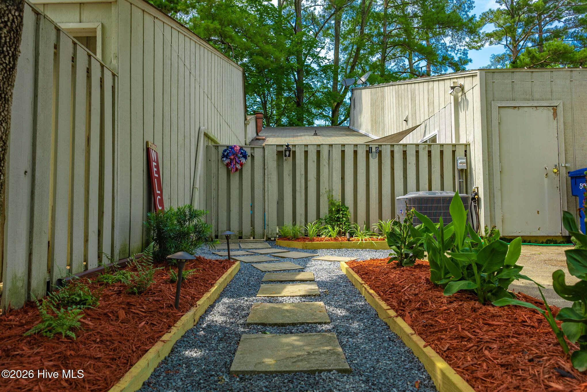109 Mallard Cove