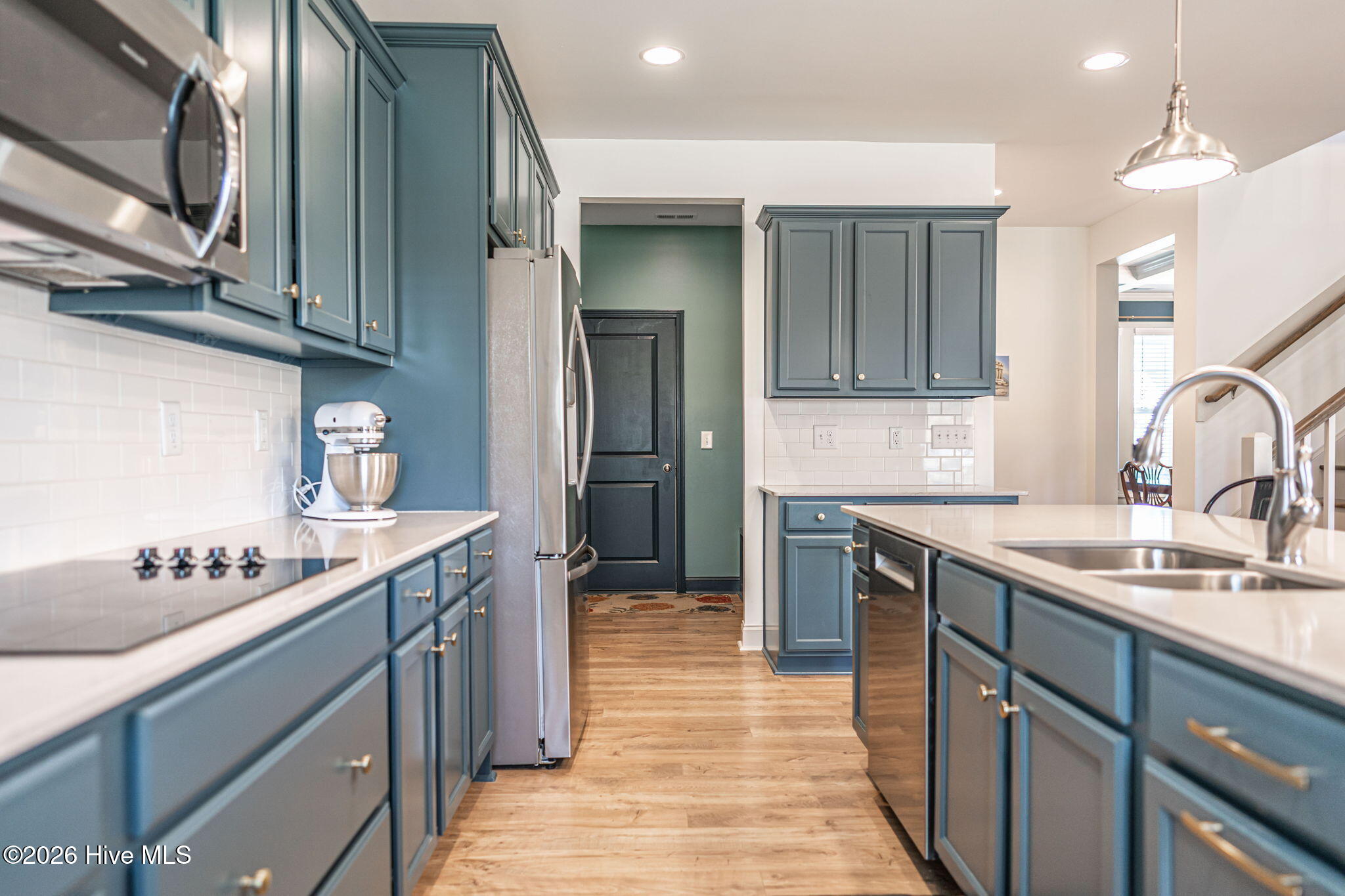 750 Avenue Of The Carolinas