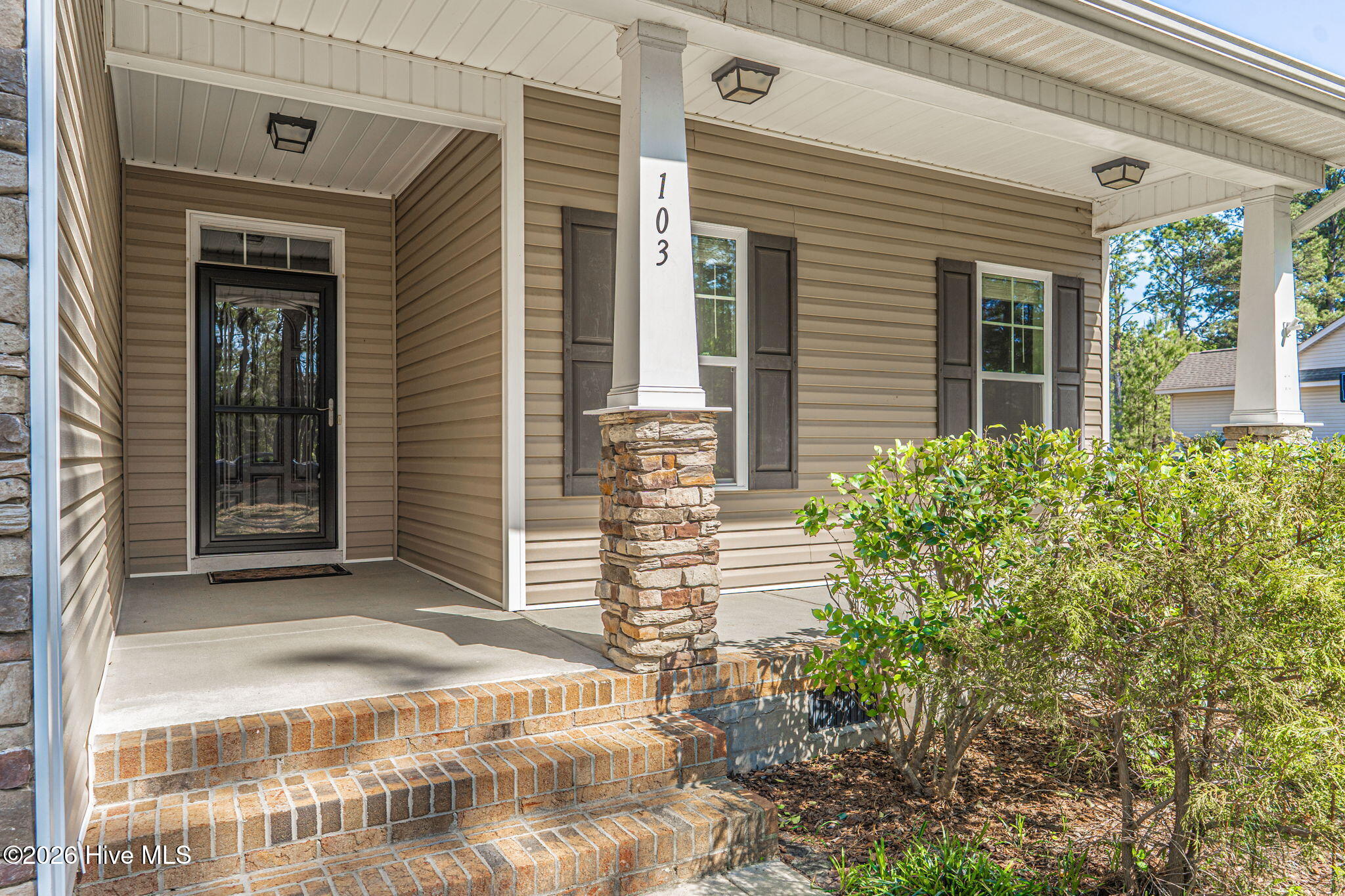 103 Laurel Oak Lane