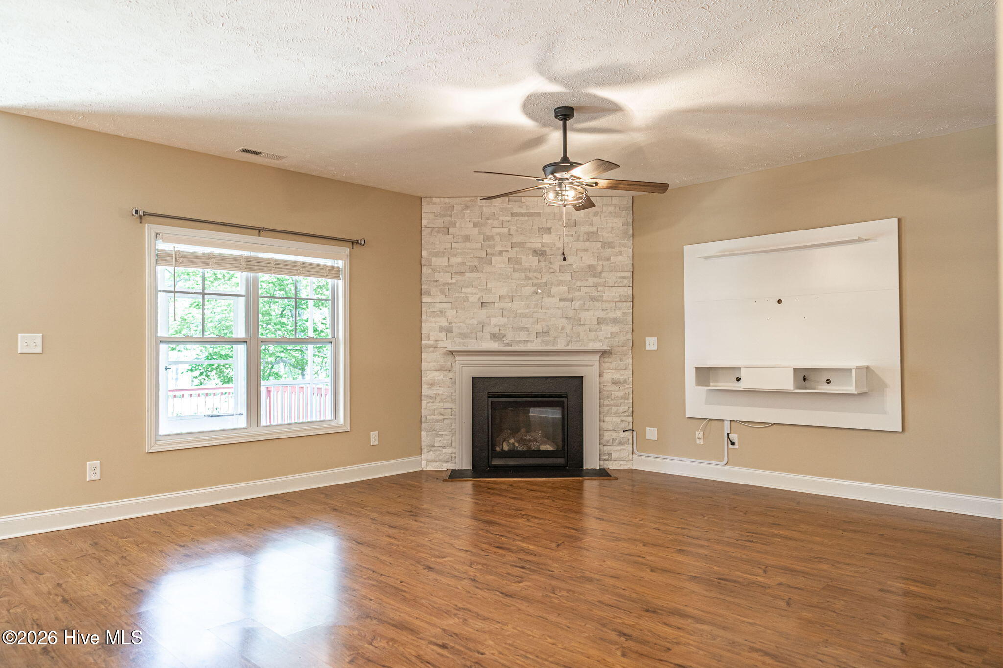 103 Laurel Oak Lane