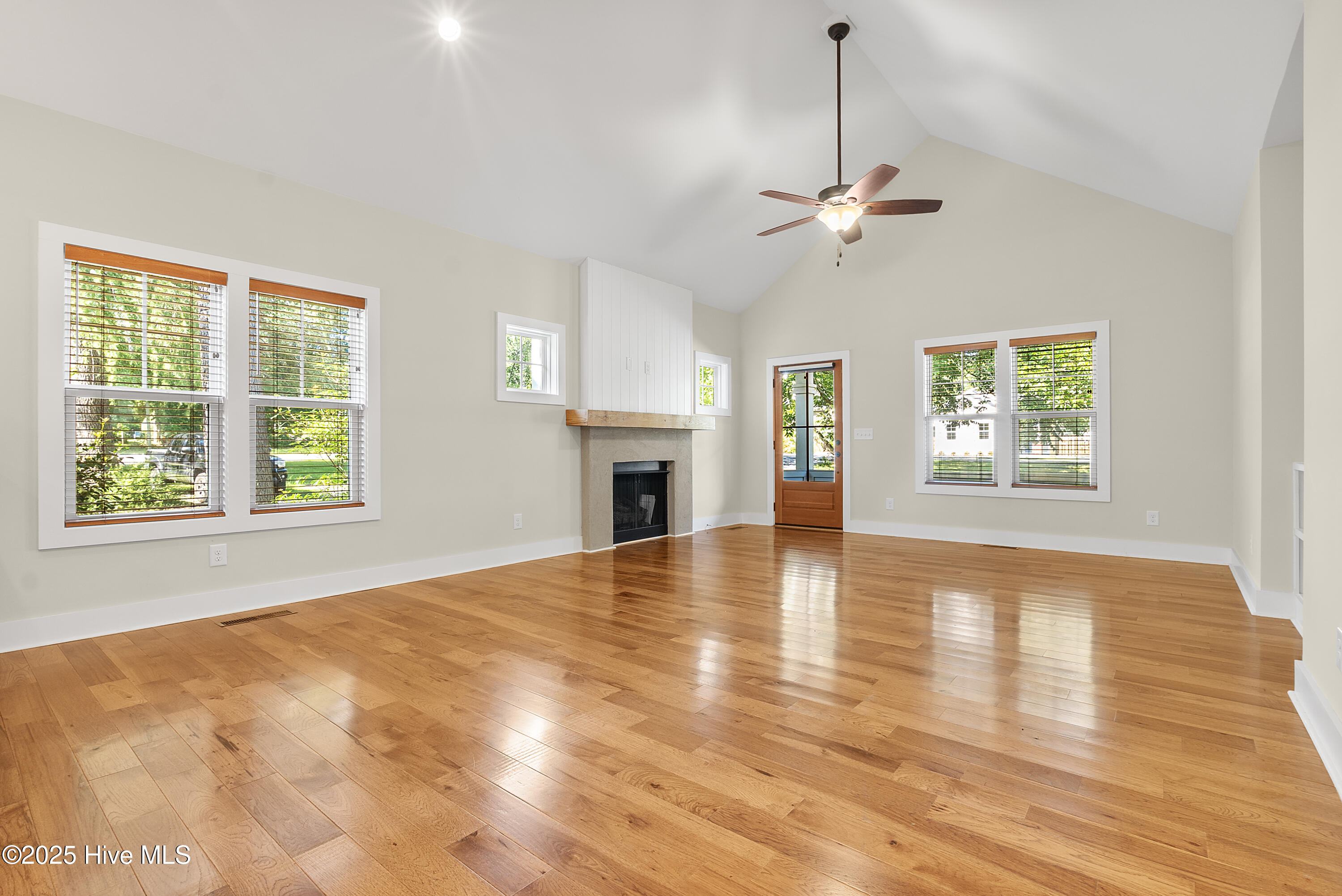 155 Piney Lane