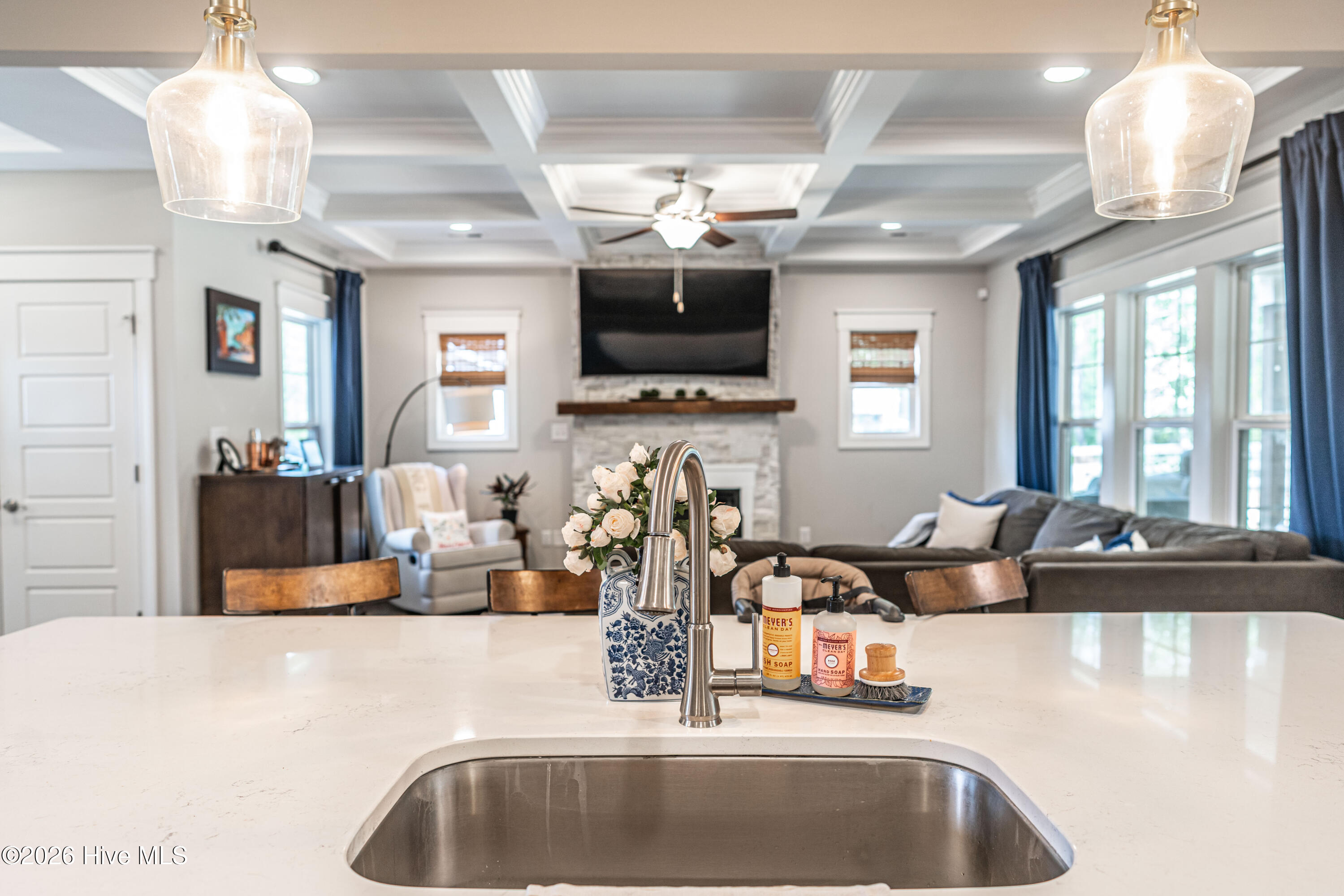 156 Lakeview Drive