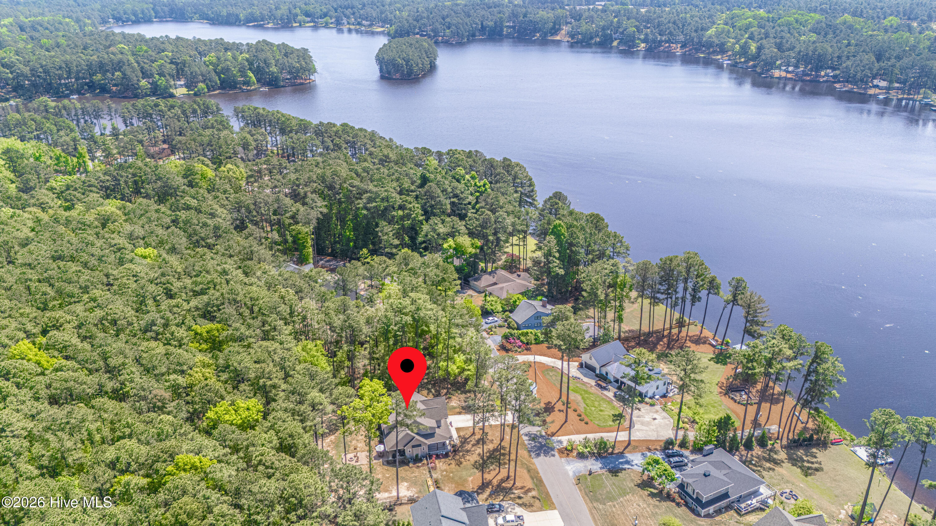 156 Lakeview Drive