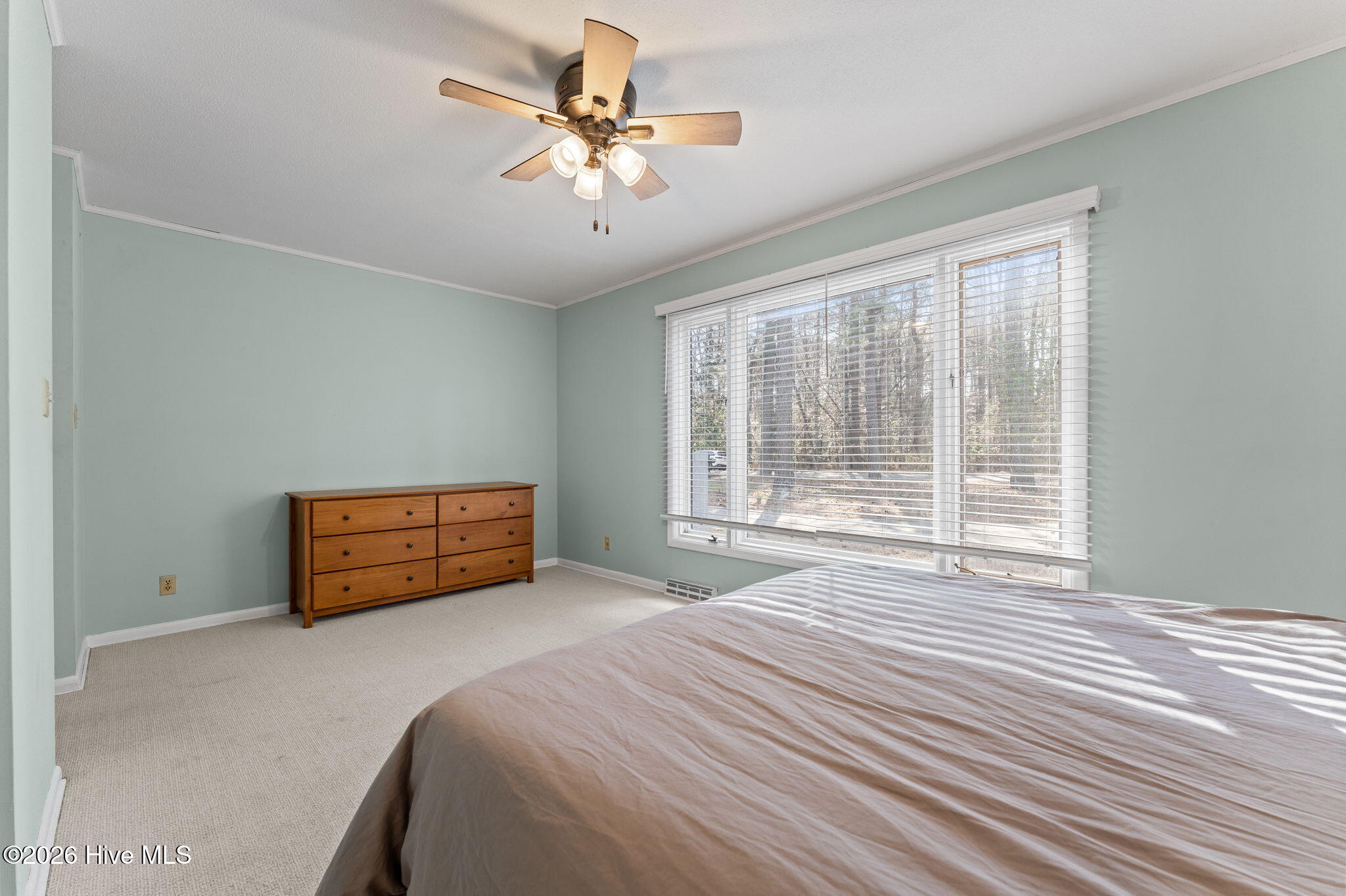 10 Fairway Drive