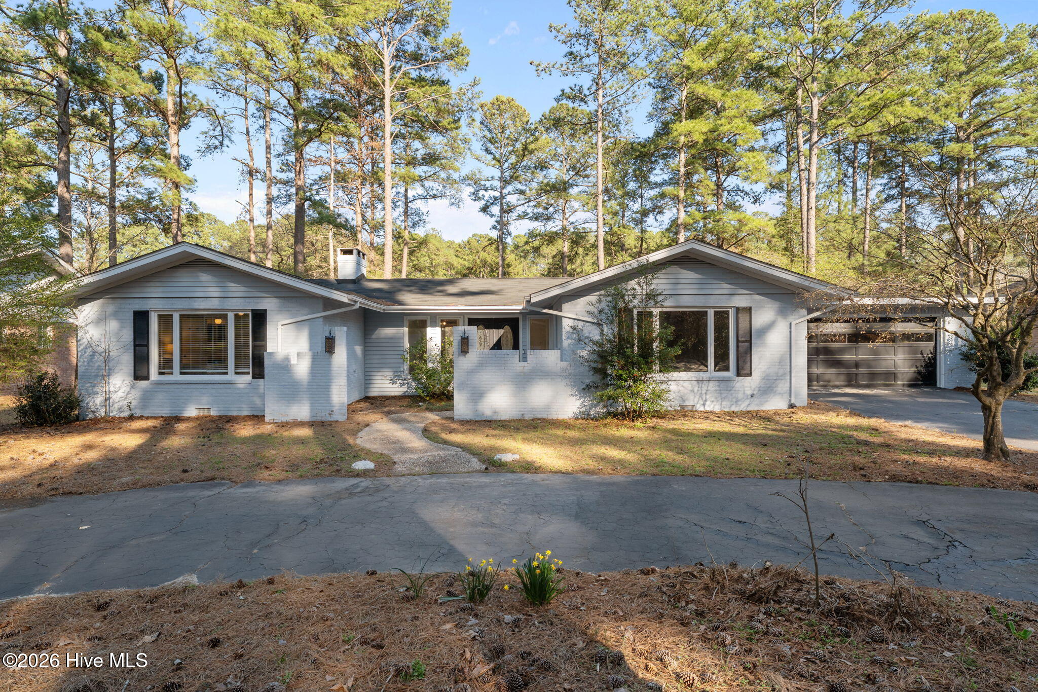 10 Fairway Drive