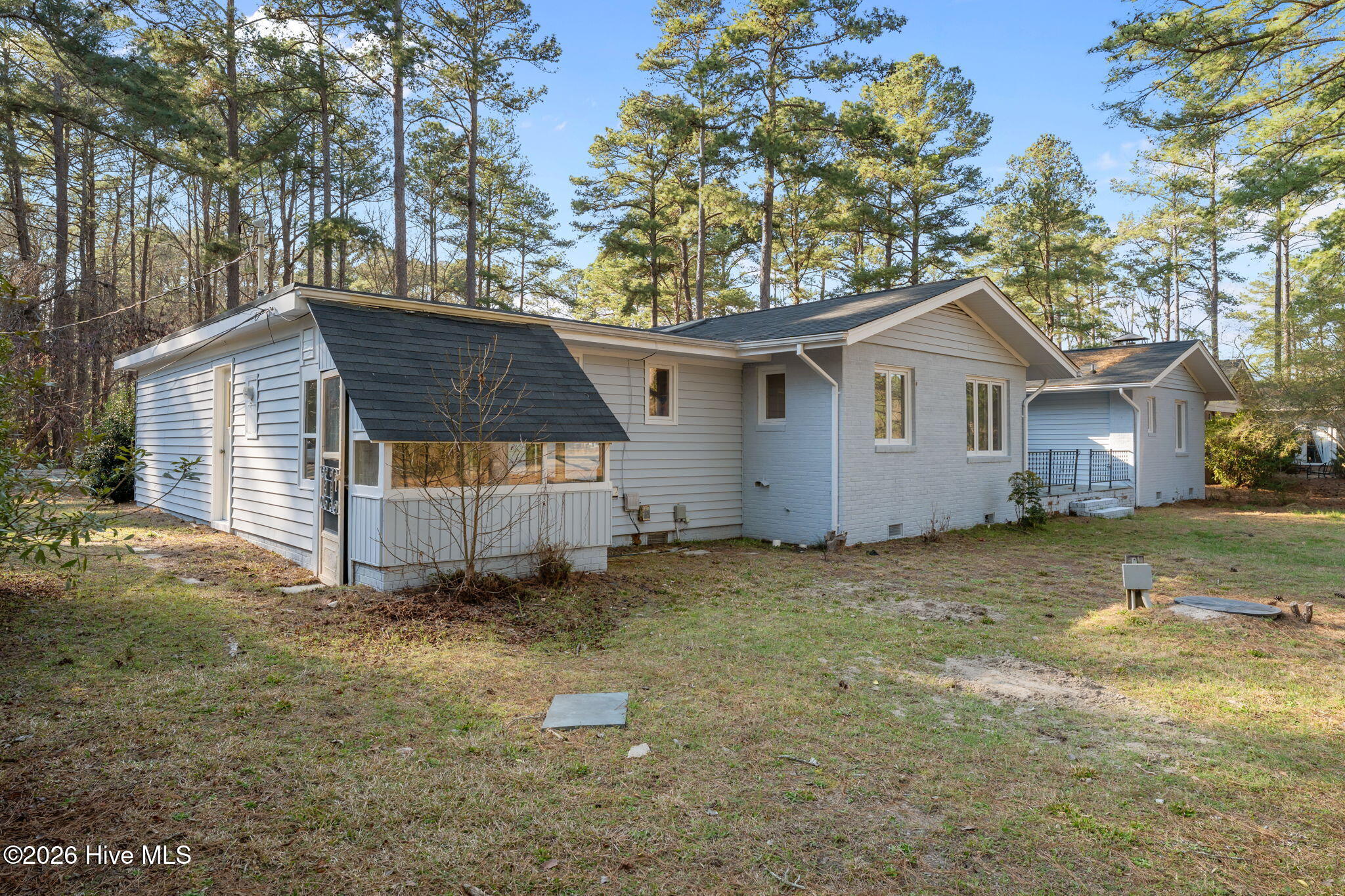 10 Fairway Drive