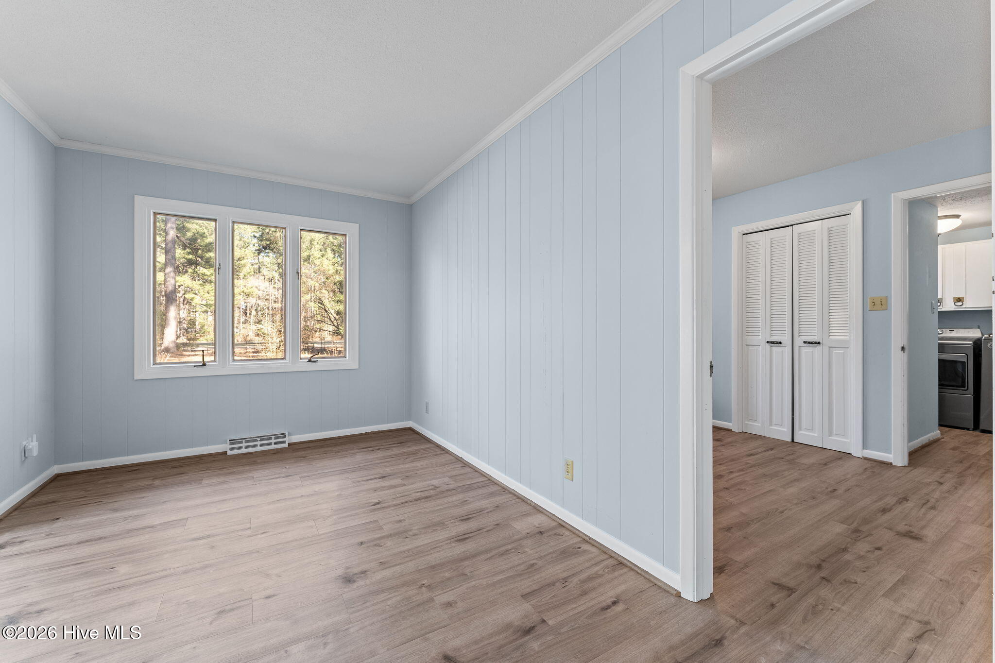 10 Fairway Drive