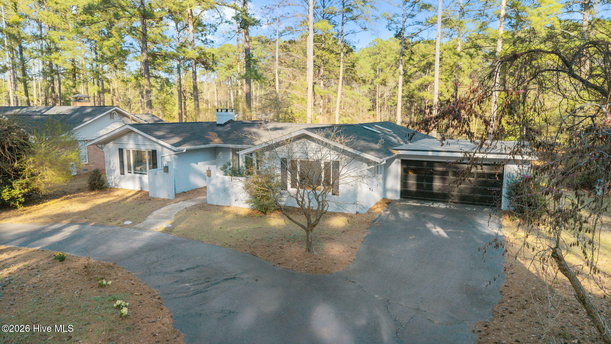 10 Fairway Drive