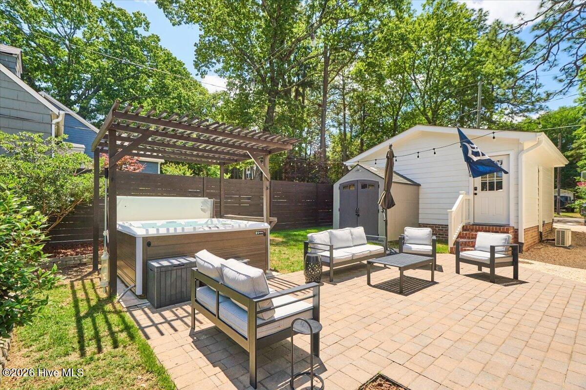 405 N May Street