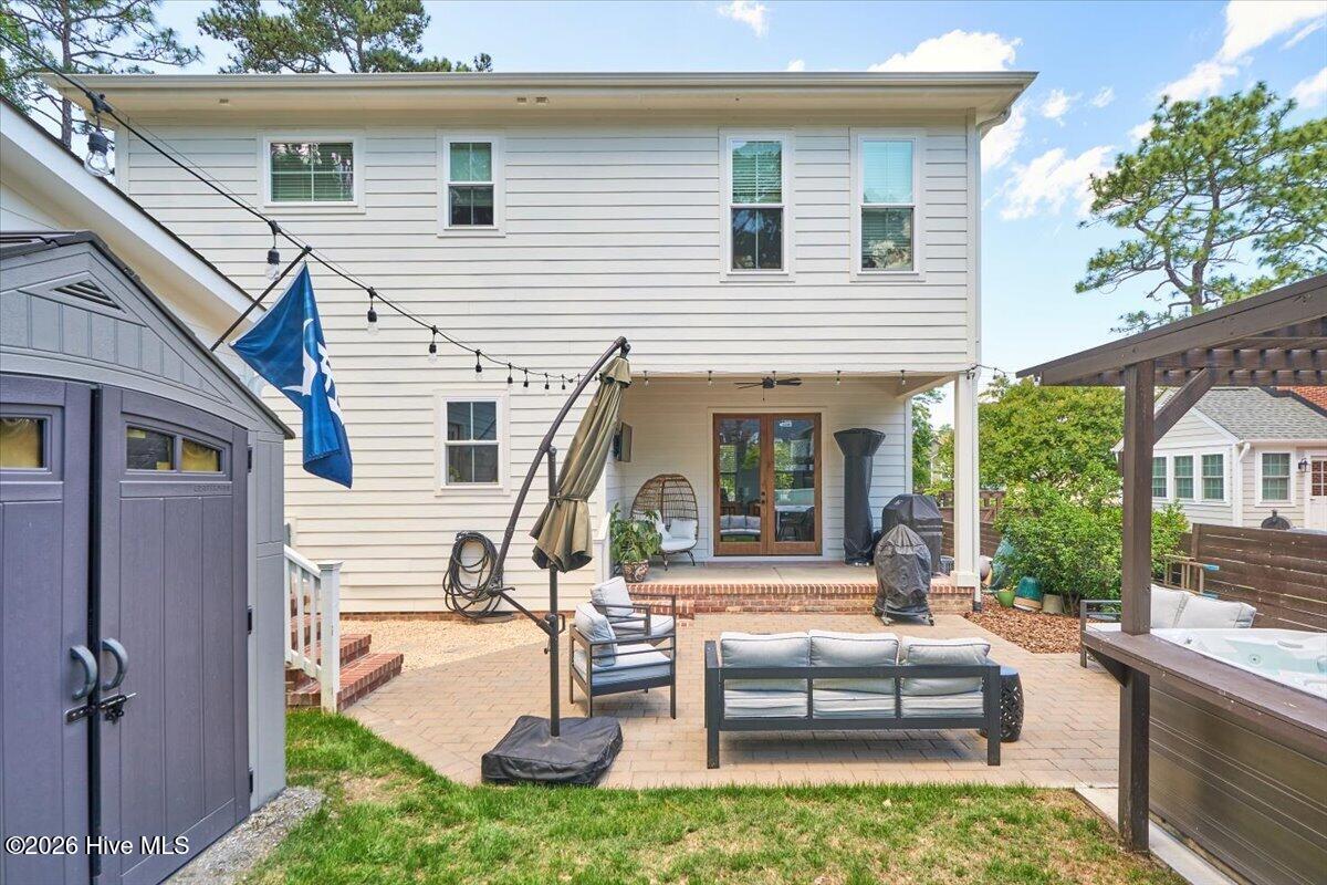 405 N May Street