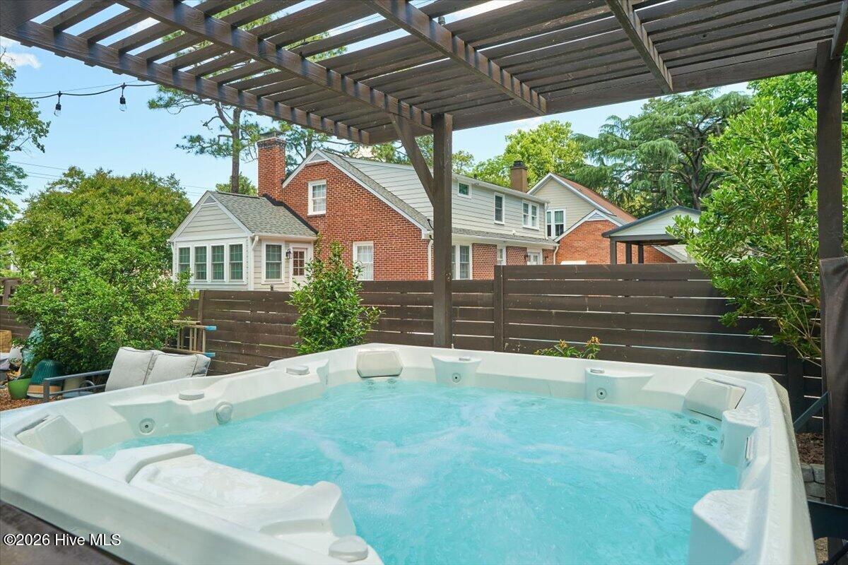 405 N May Street