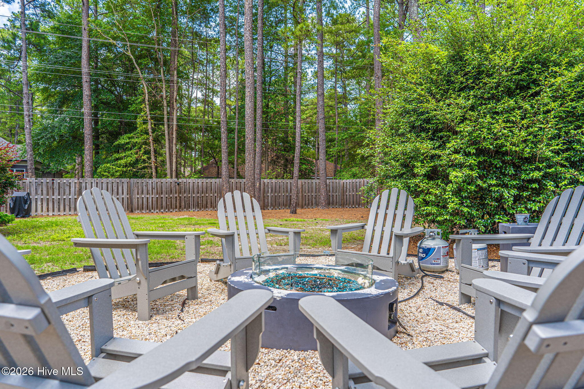 380 Lake Forest Drive SE