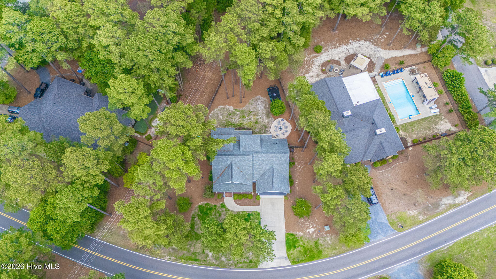380 Lake Forest Drive SE