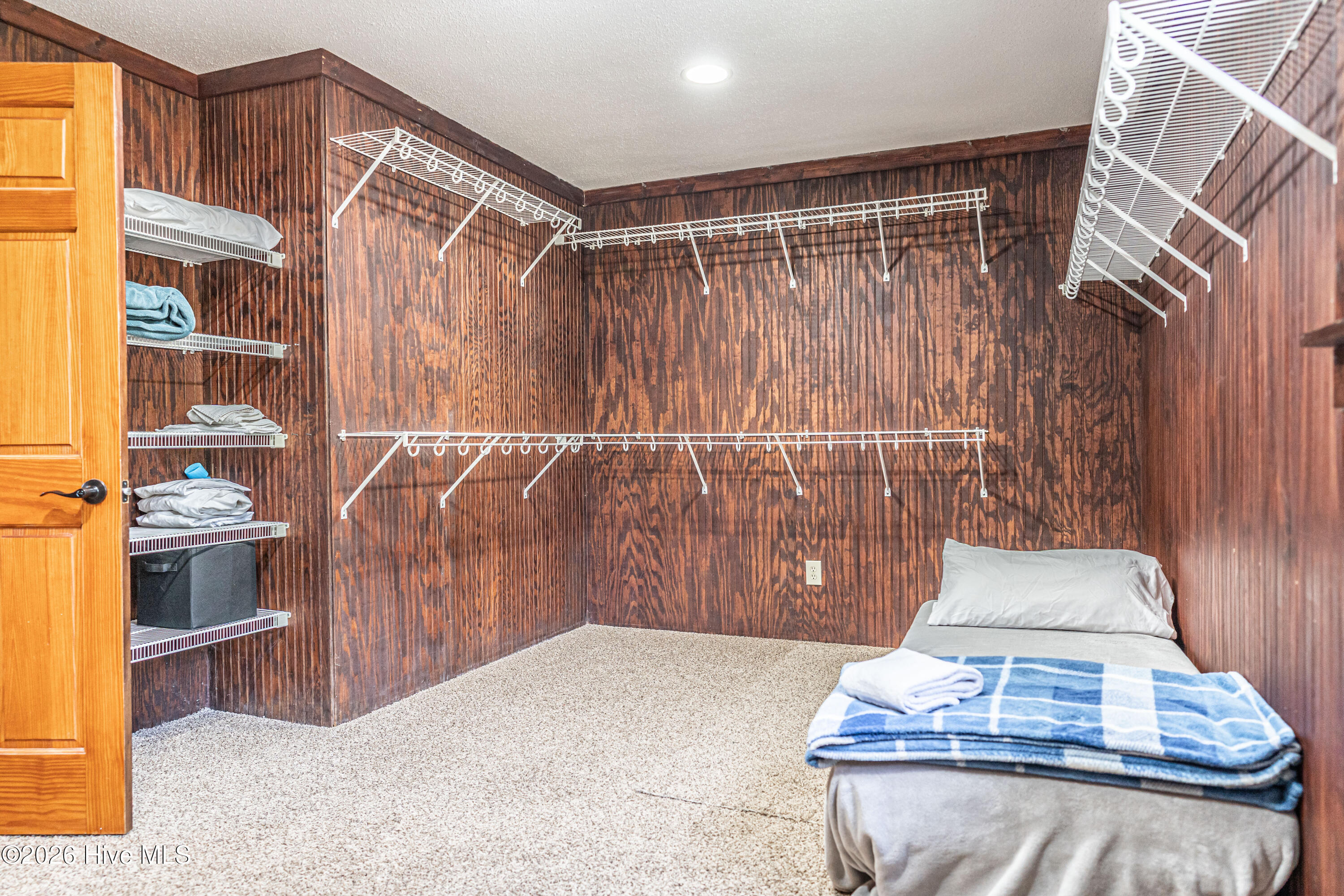 105 Lakewood Drive
