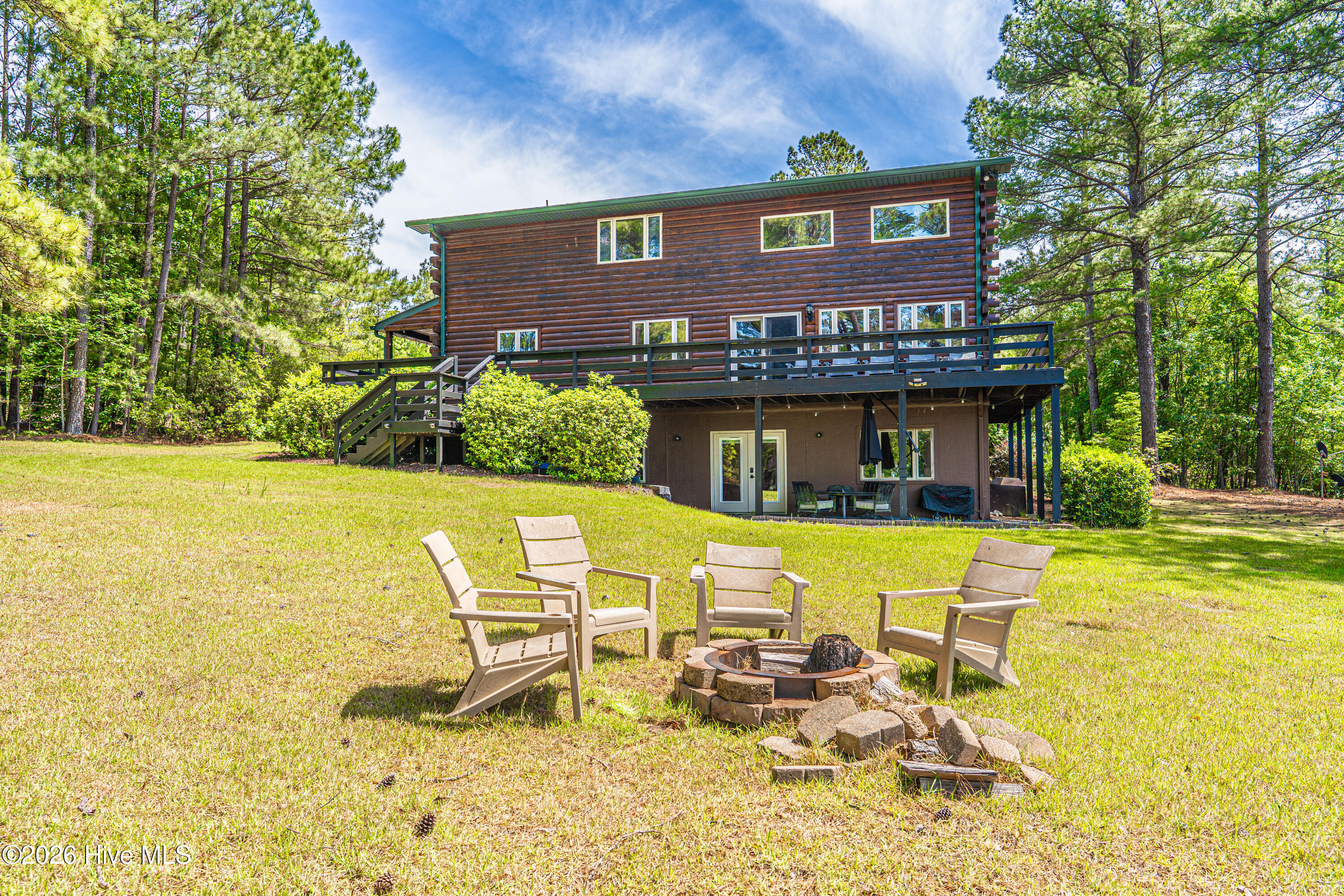105 Lakewood Drive