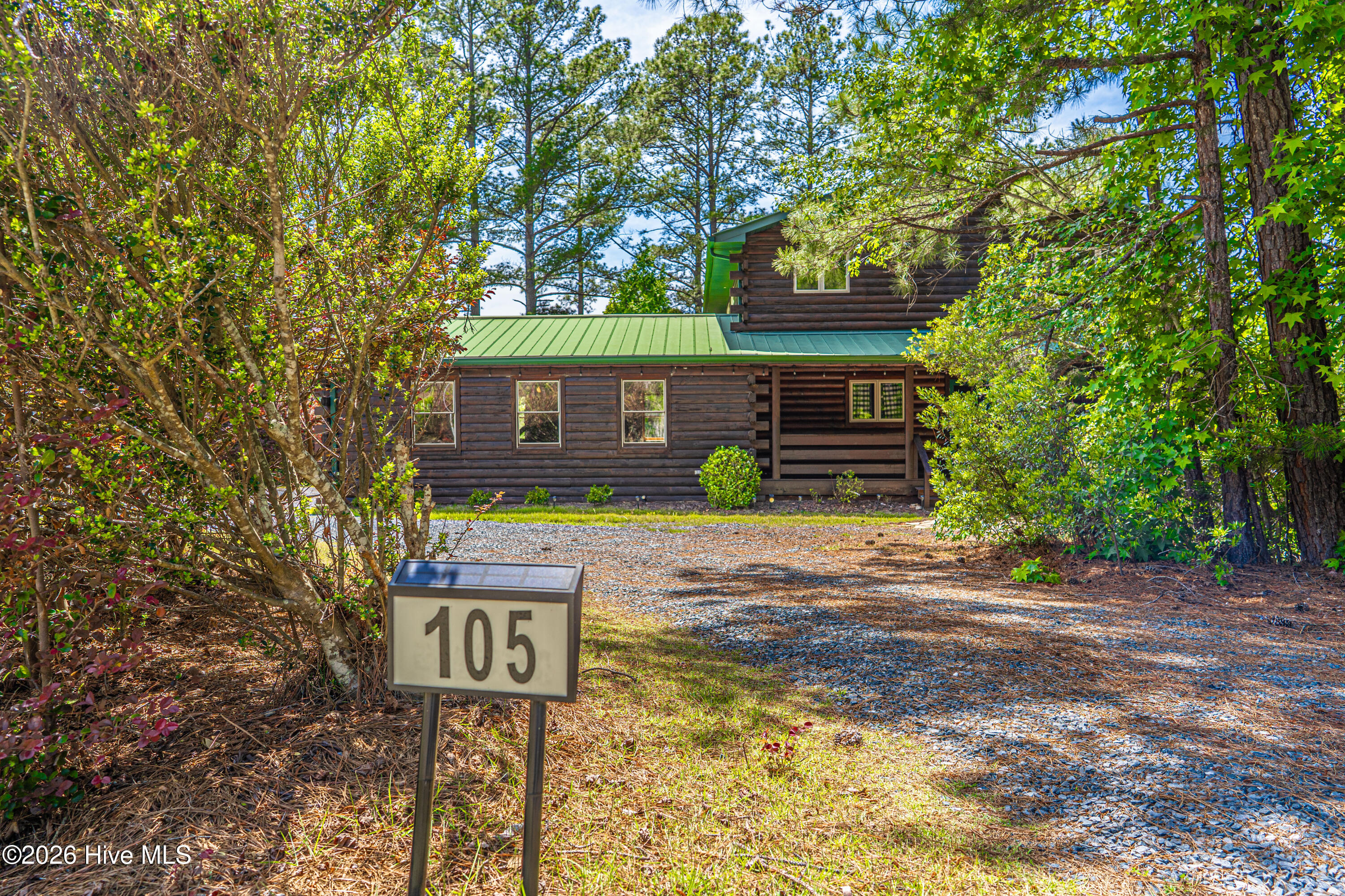 105 Lakewood Drive