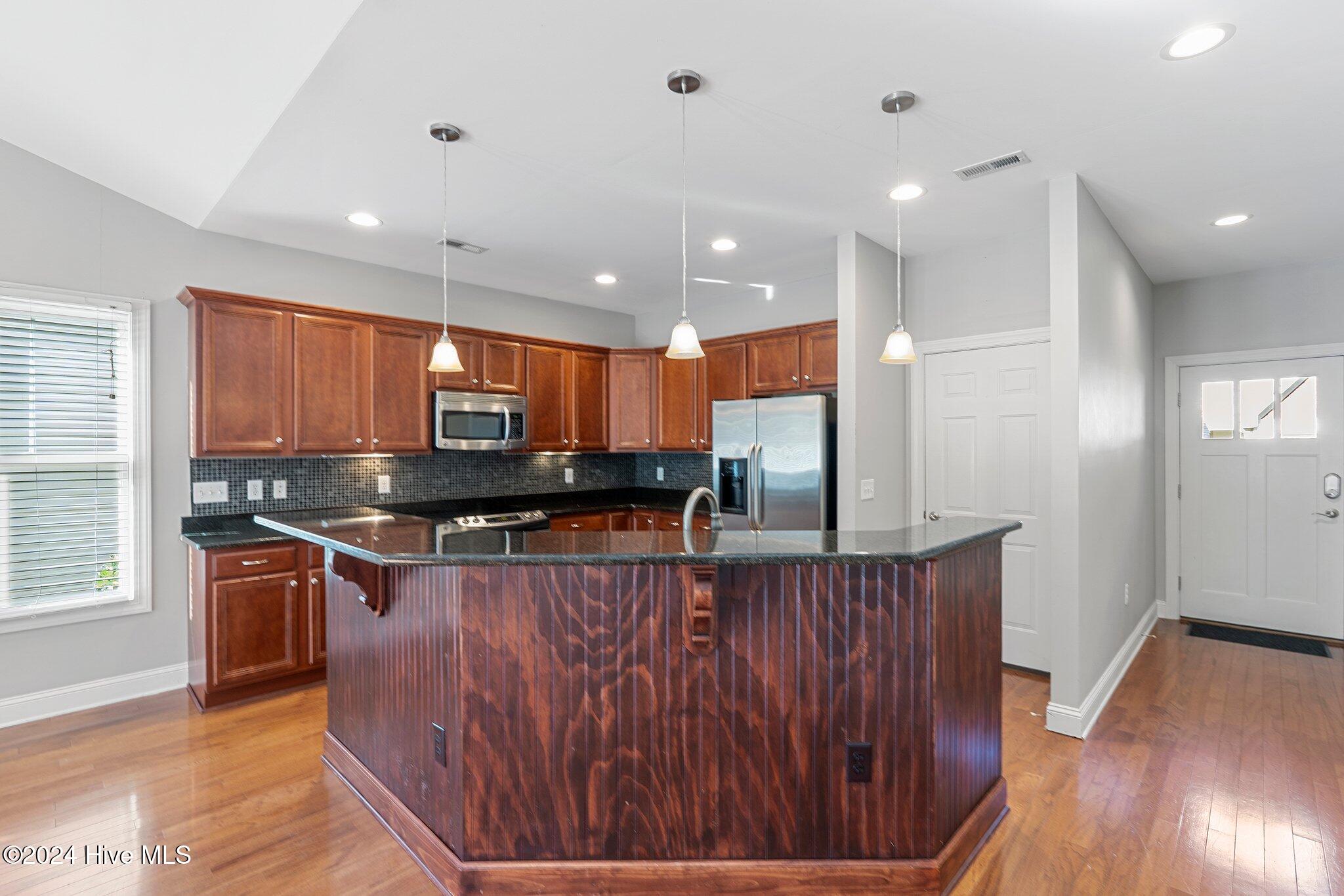 7 Elk Ridge Lane