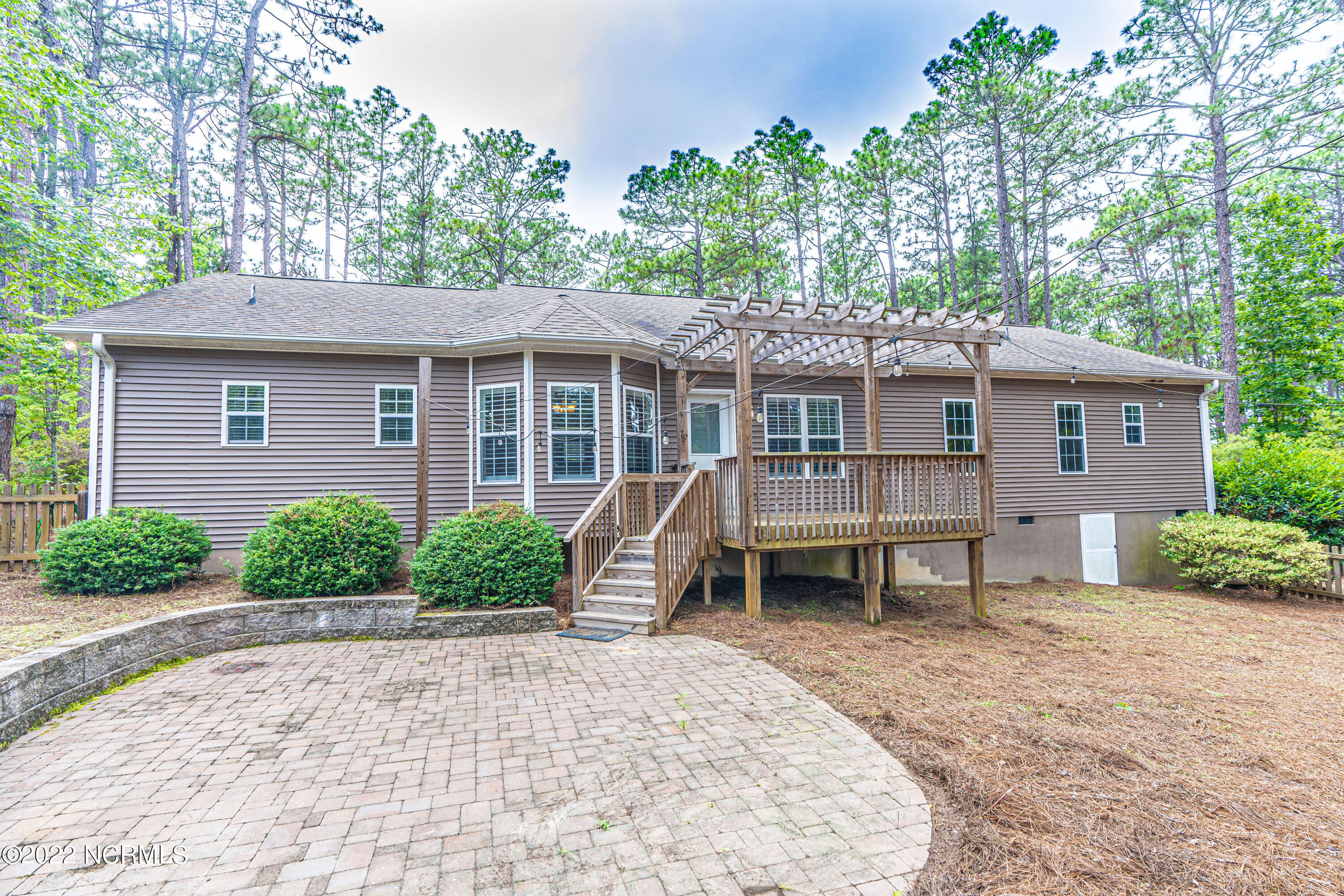 465 Crestview Road