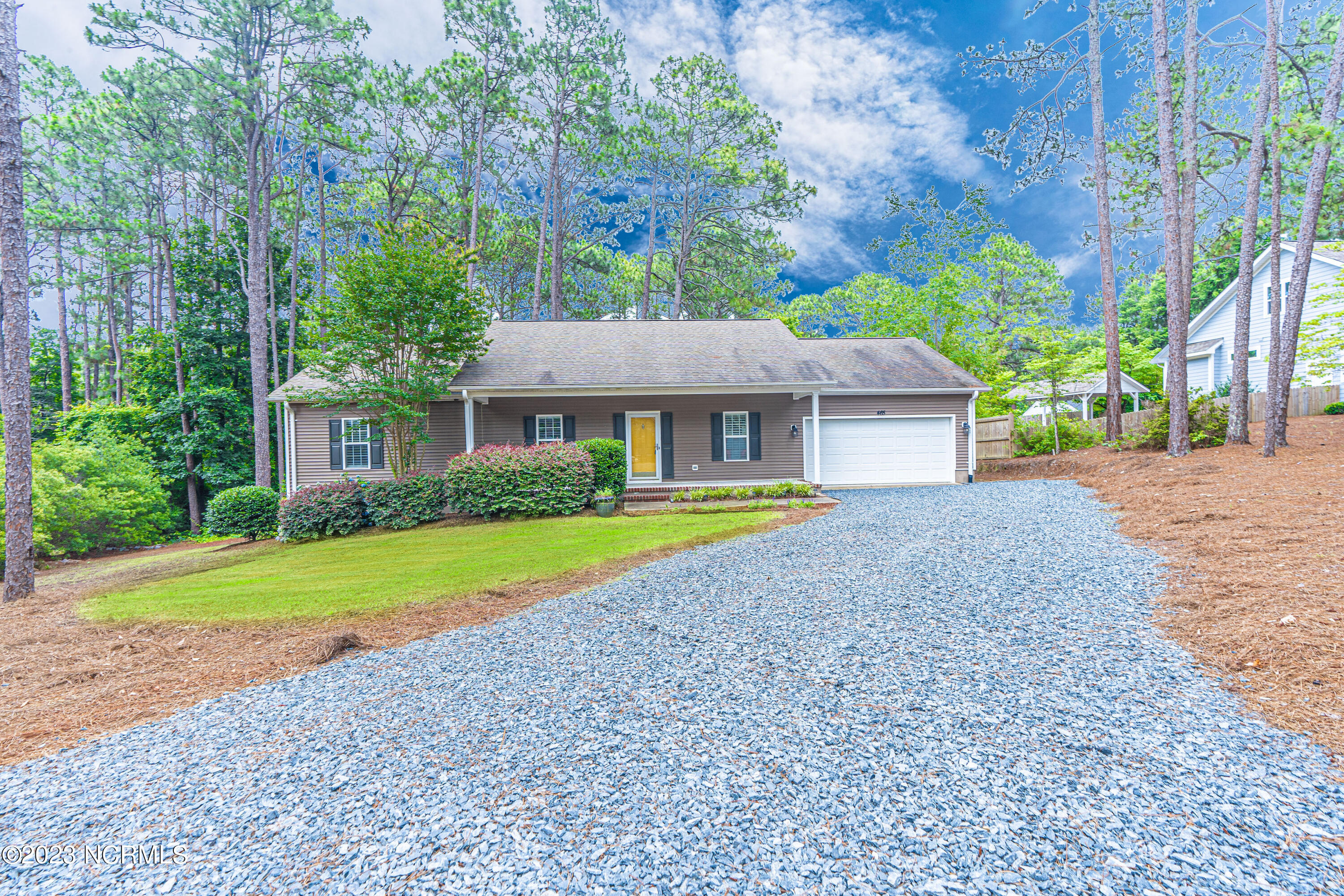 465 Crestview Road