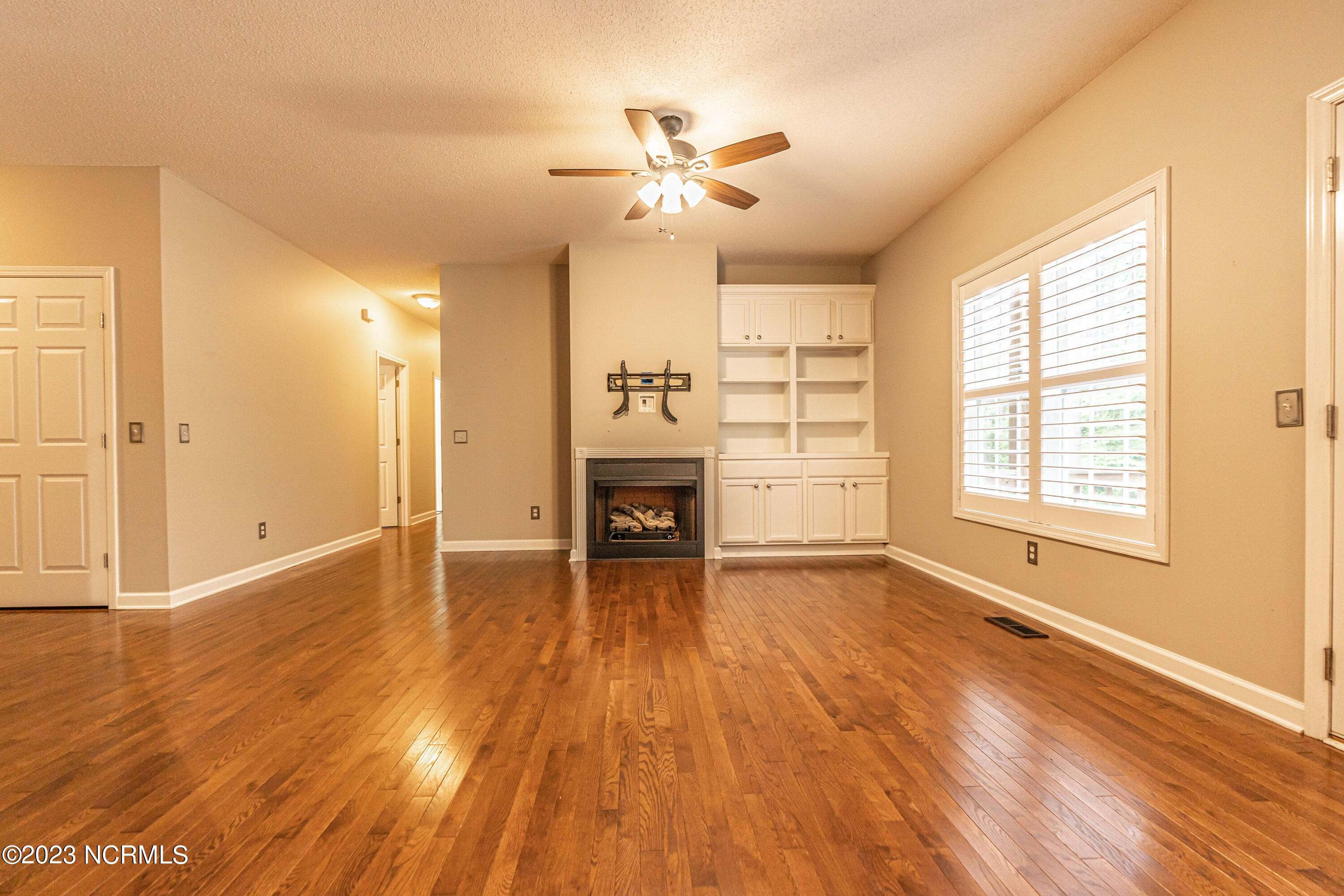 465 Crestview Road
