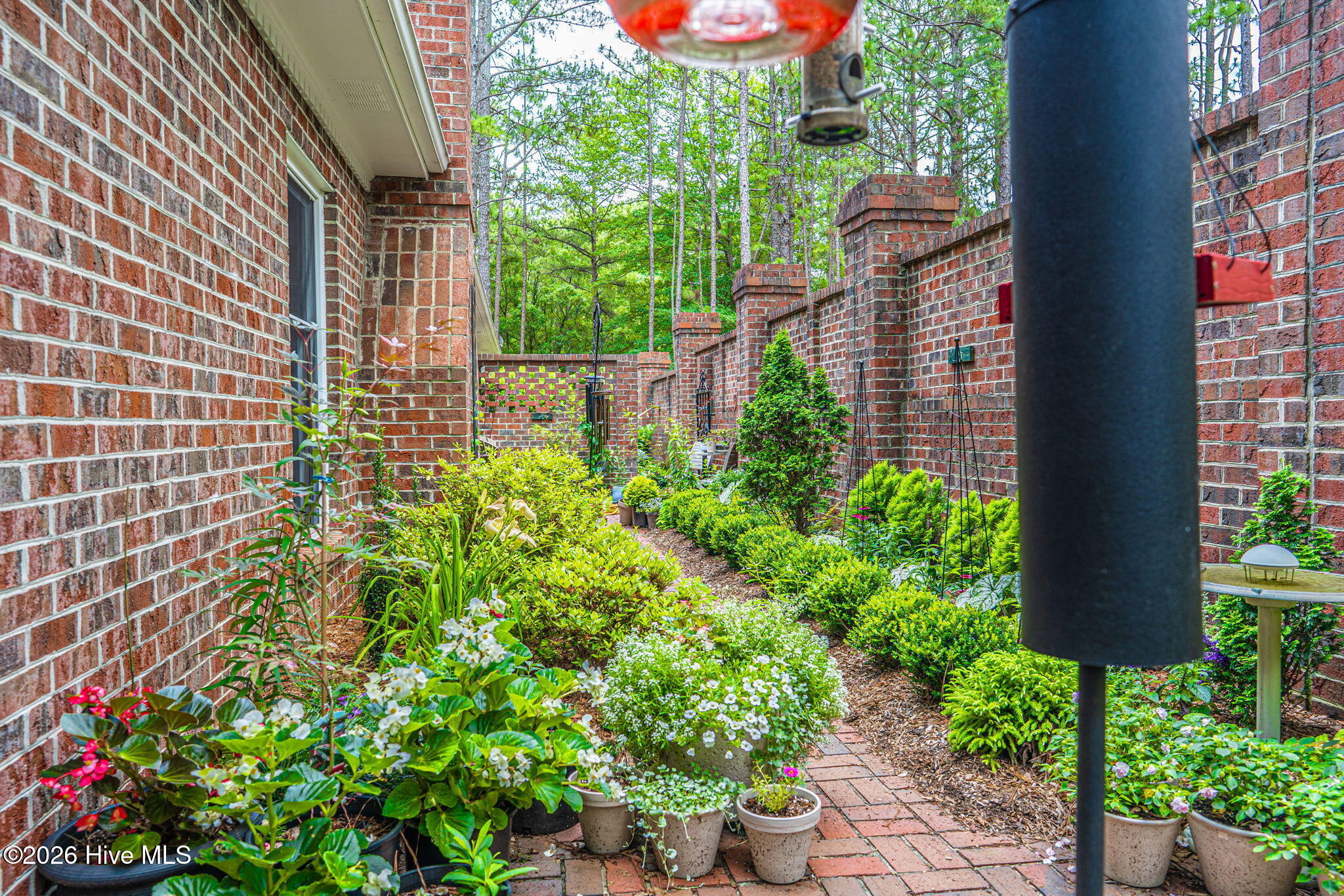 36 Courtney Place