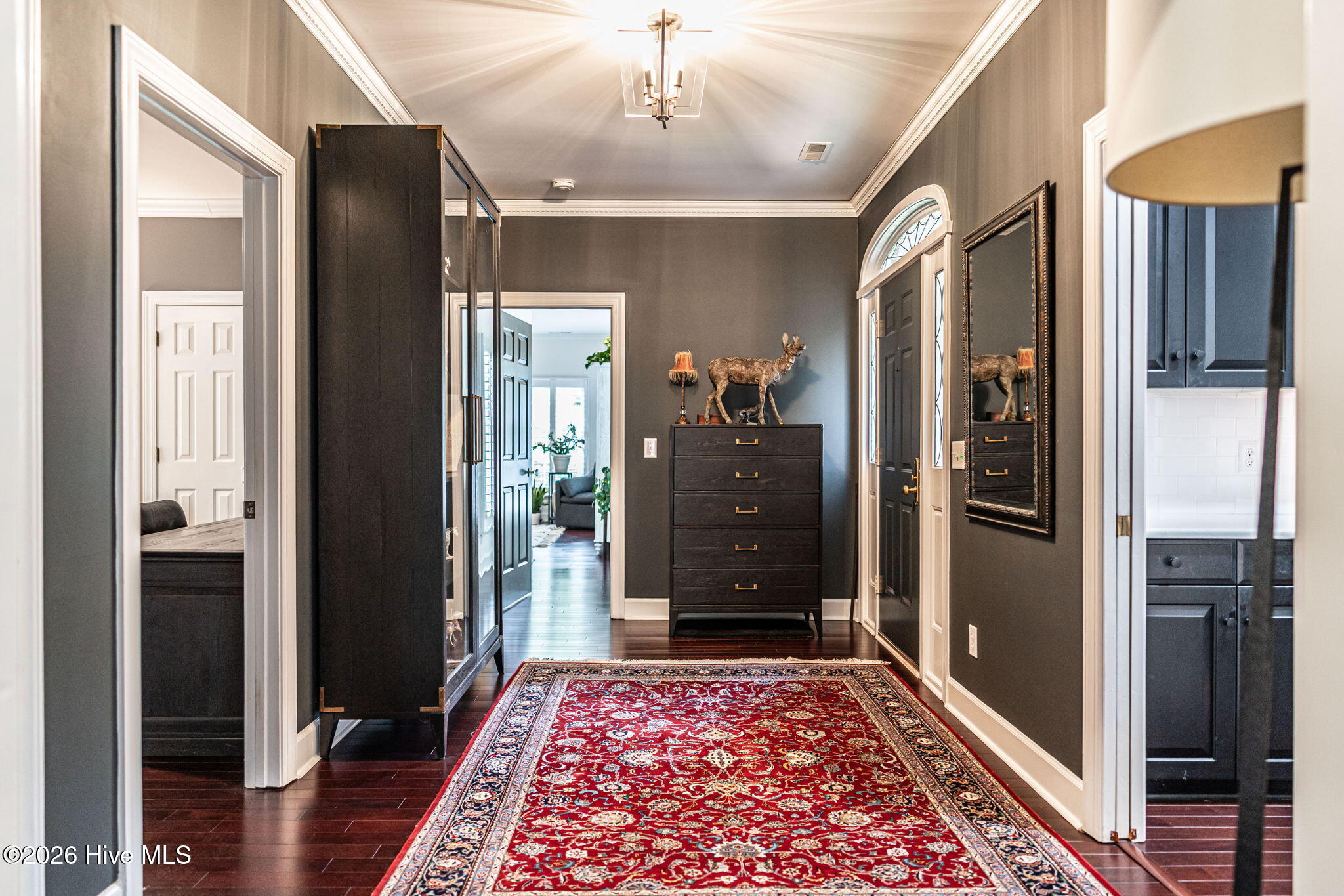 36 Courtney Place