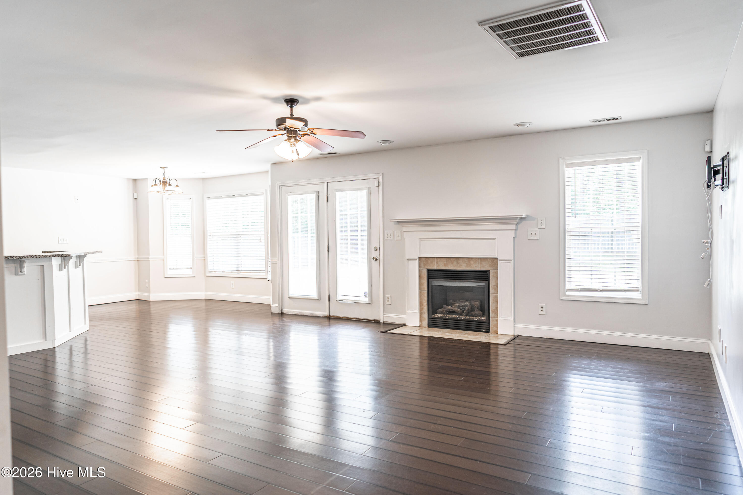 112 Holly Oak Circle