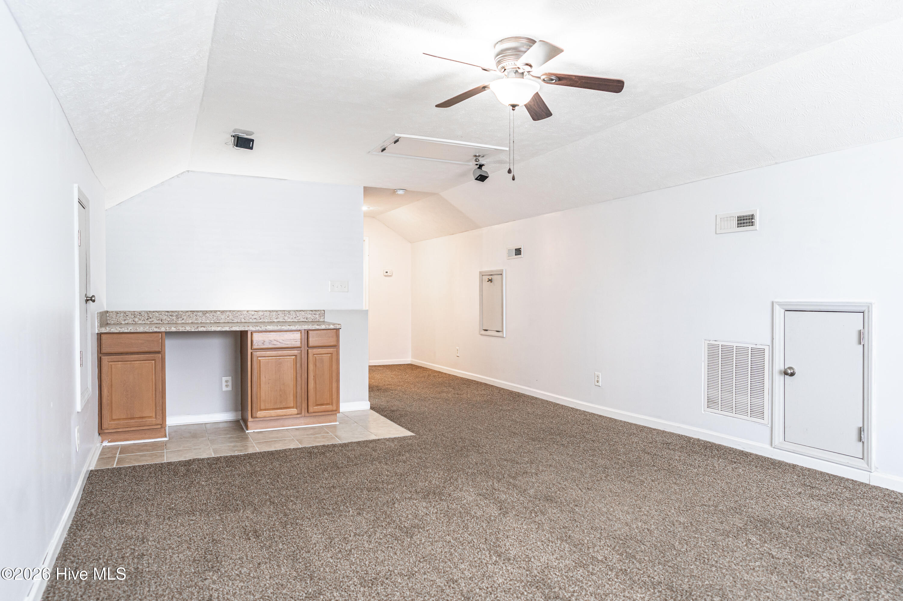 112 Holly Oak Circle