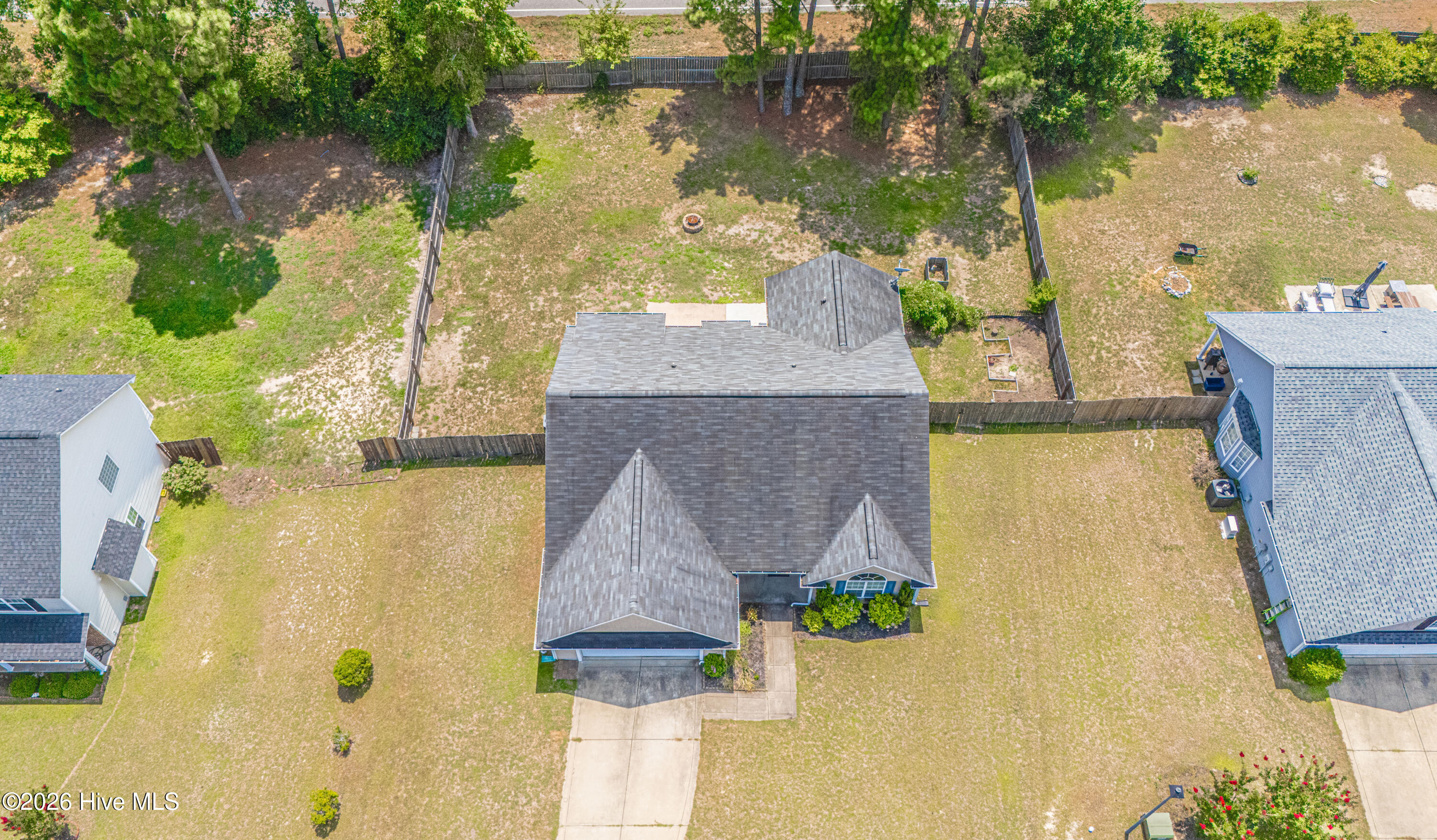 112 Holly Oak Circle