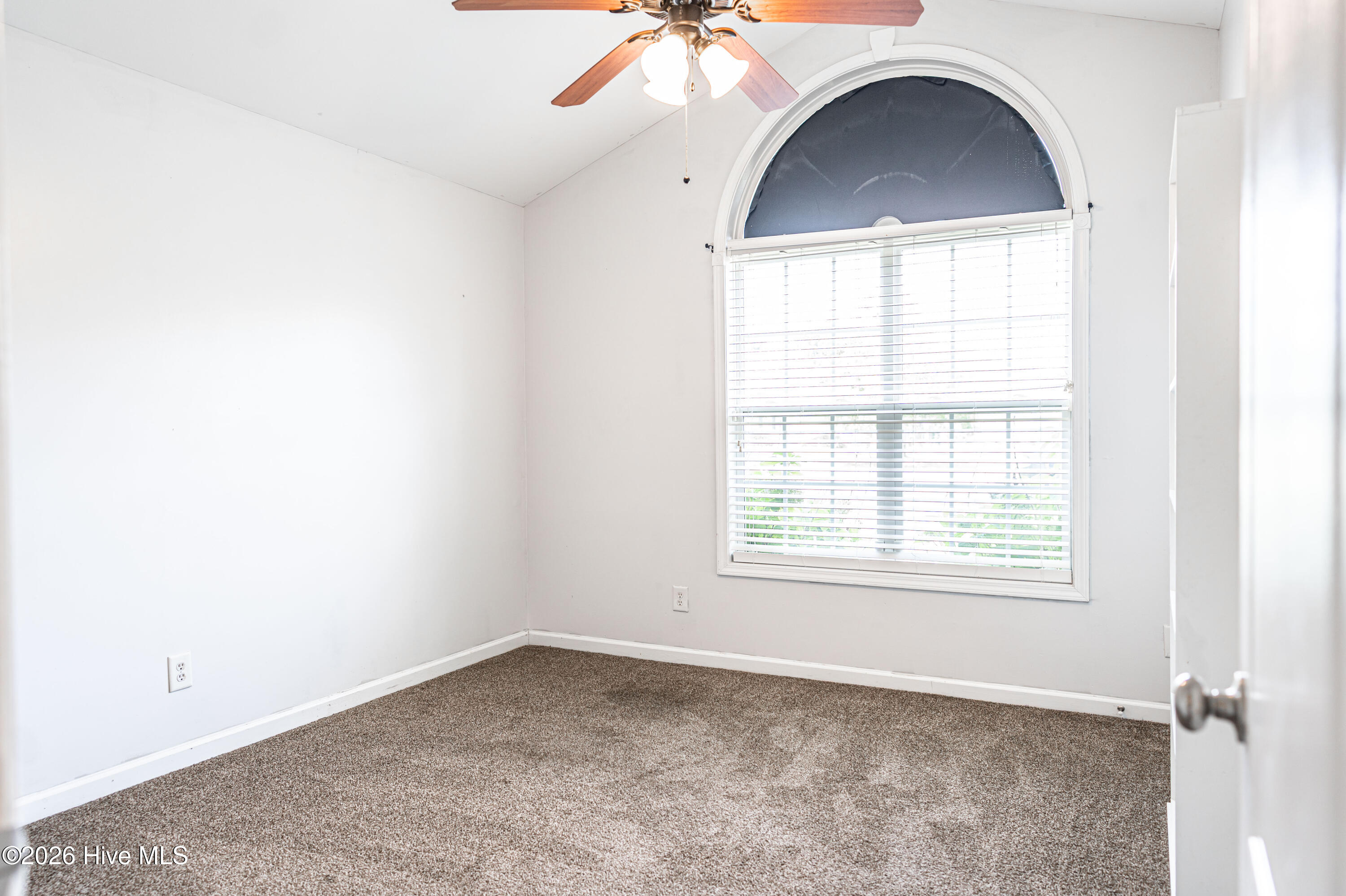 112 Holly Oak Circle