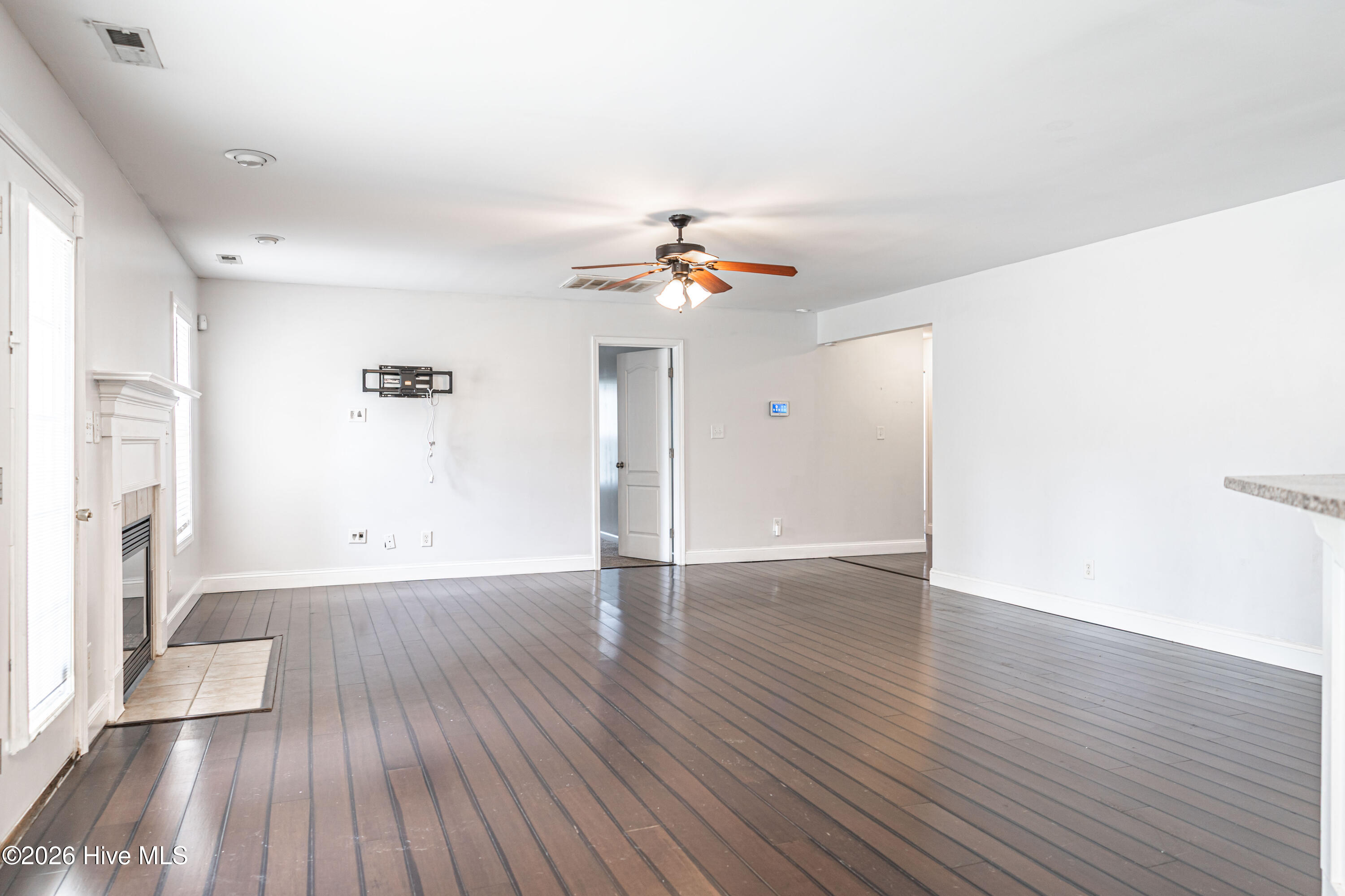 112 Holly Oak Circle