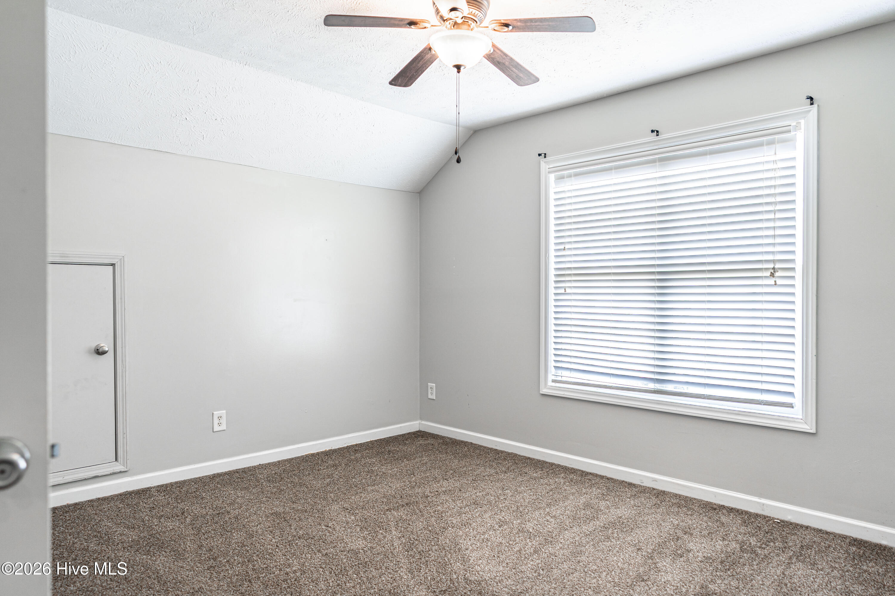 112 Holly Oak Circle