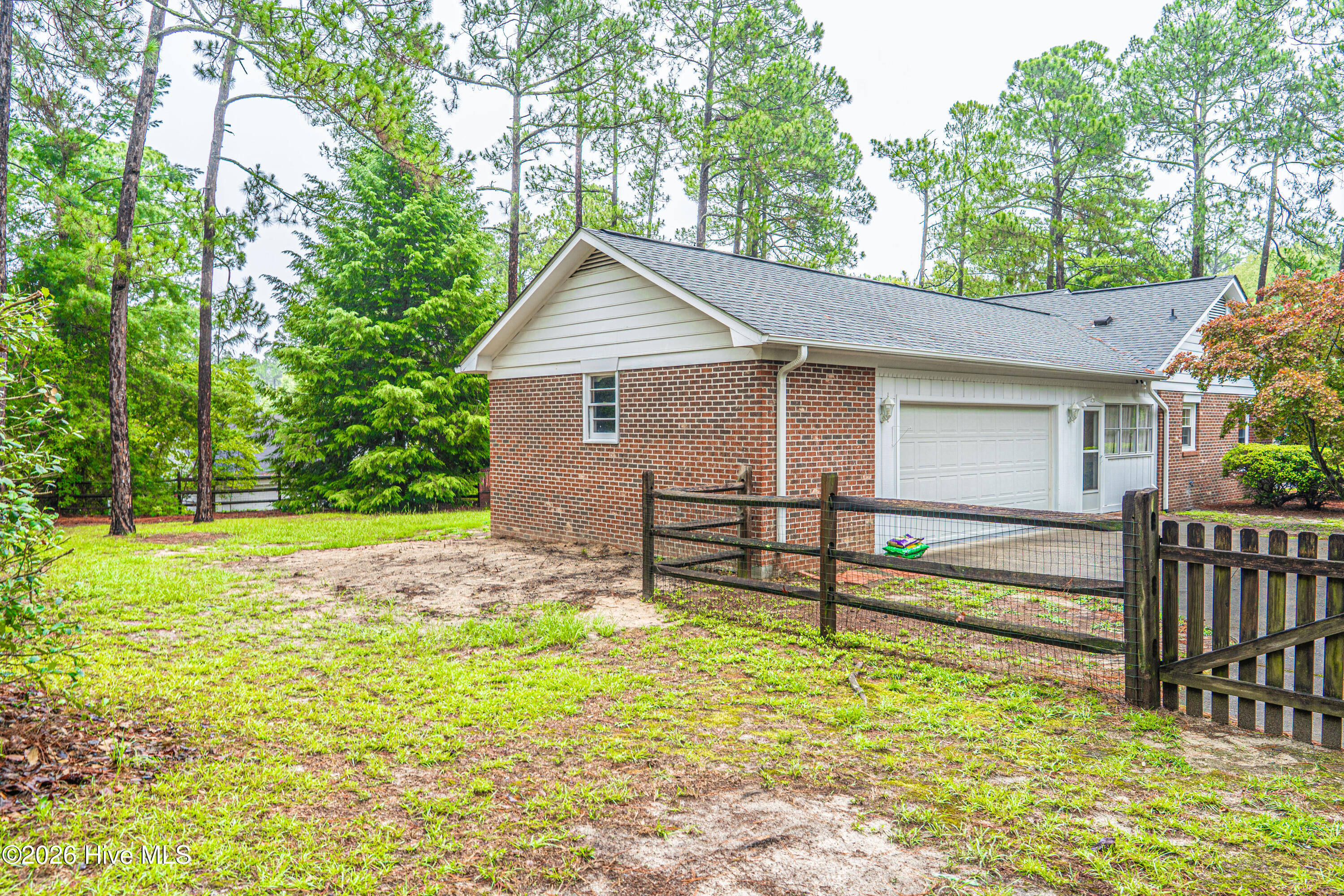 120 Fox Hunt Lane