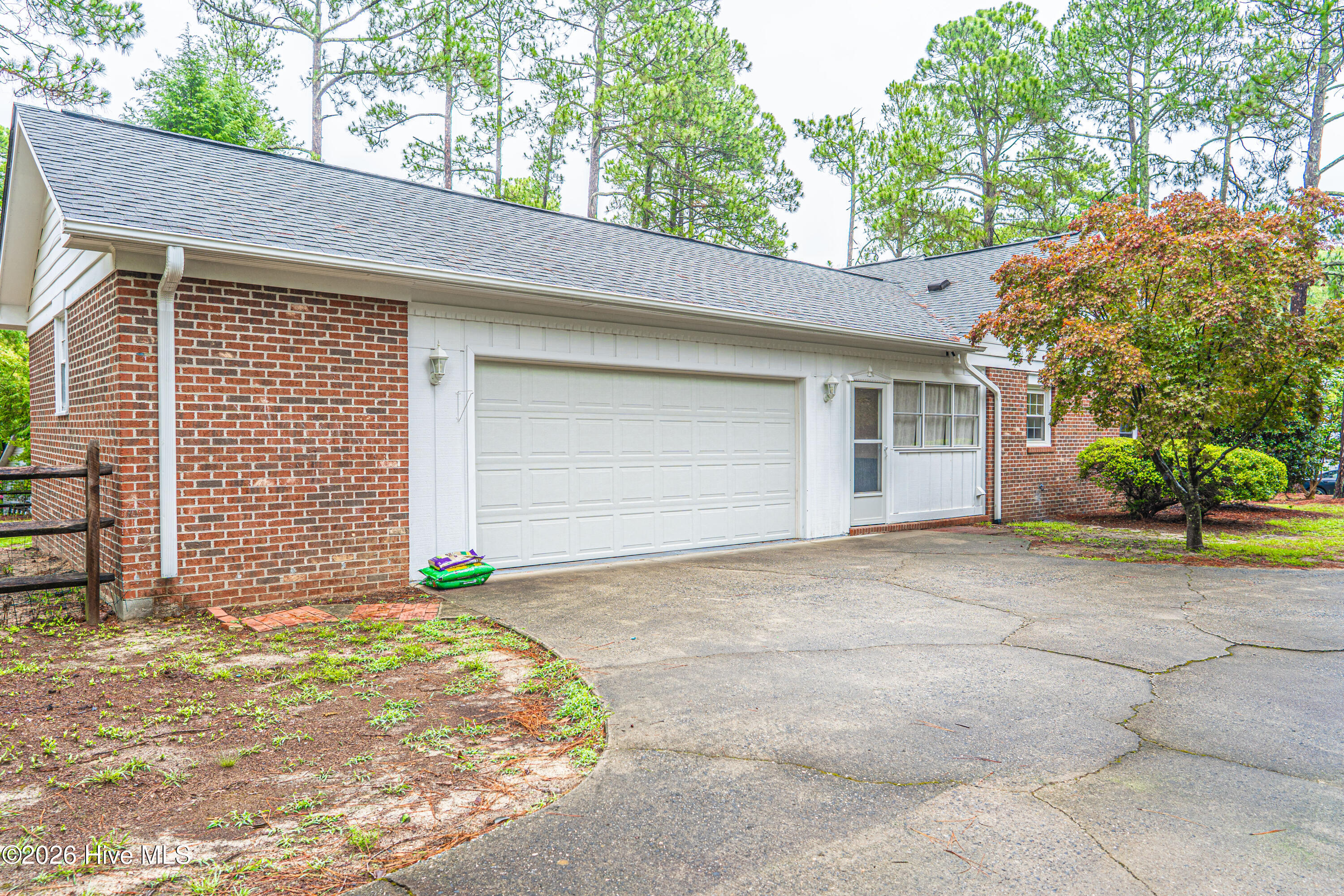 120 Fox Hunt Lane
