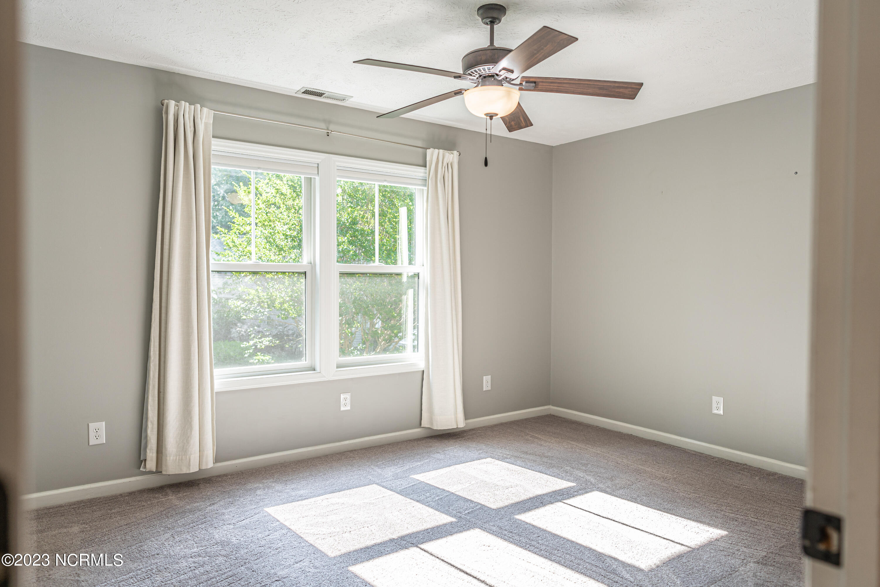 145 Sandhurst Place
