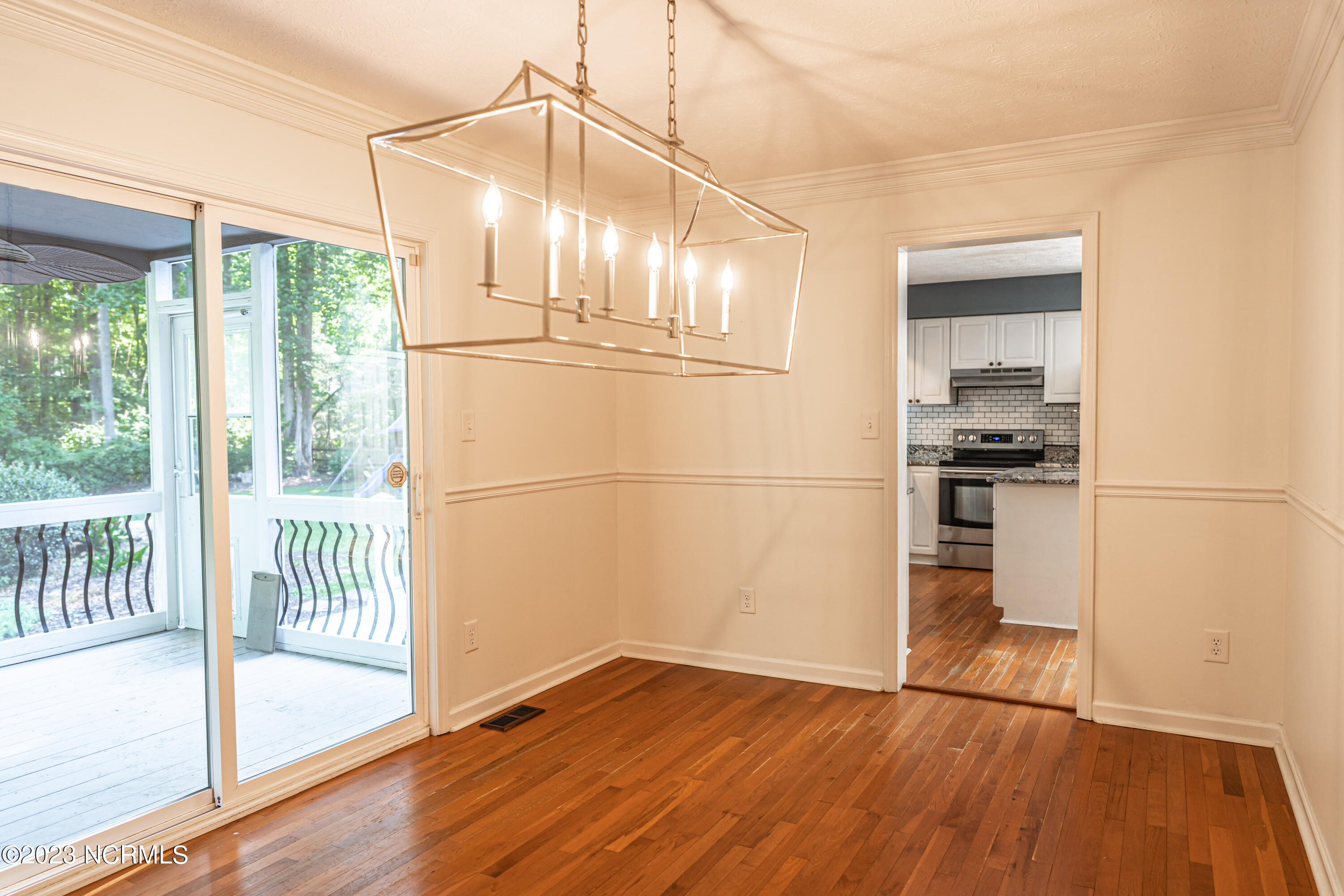145 Sandhurst Place