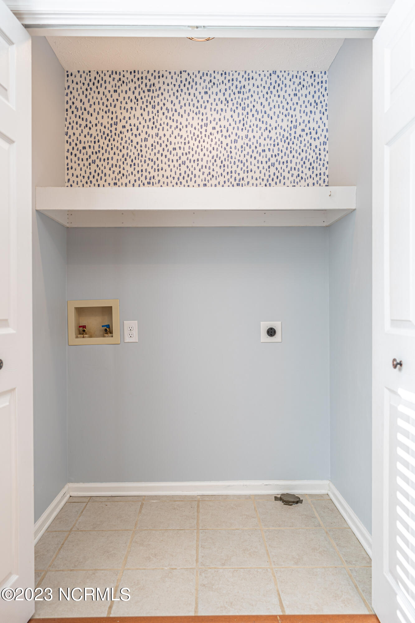 145 Sandhurst Place