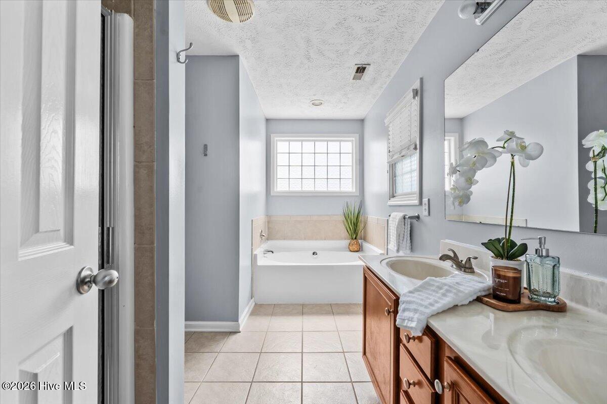 156 Lochwood Drive