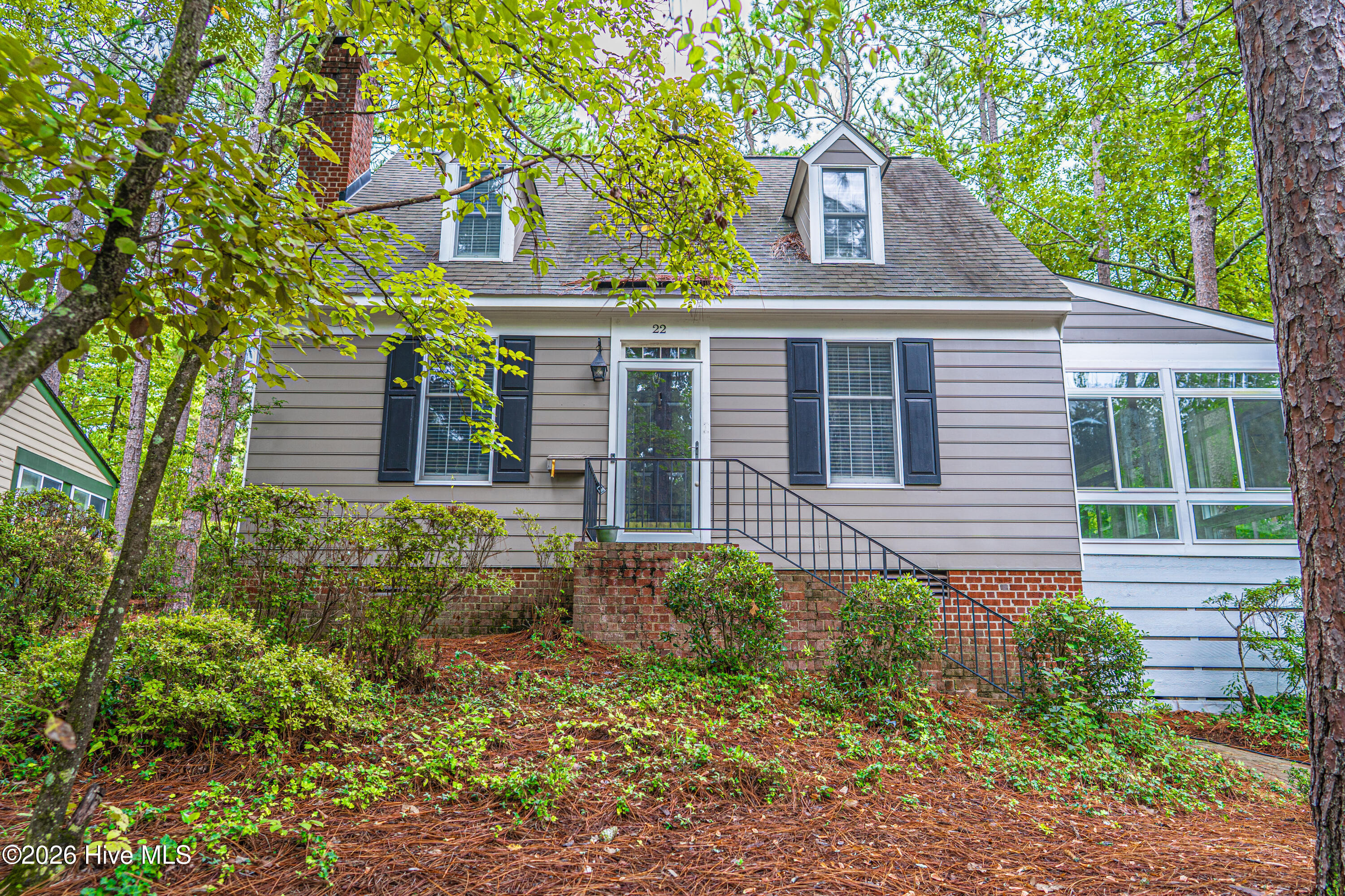 22 Village In The Woods Circle