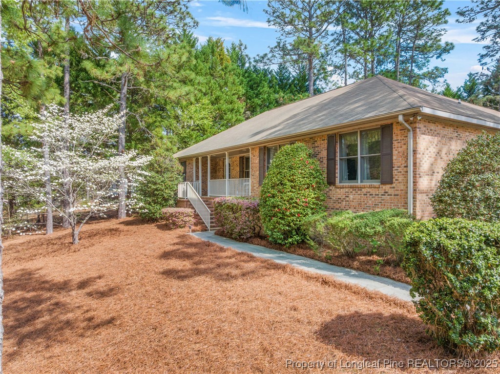 100 Bridle Path Circle
