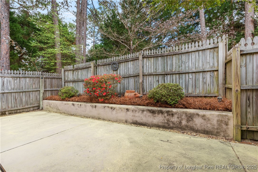 100 Bridle Path Circle